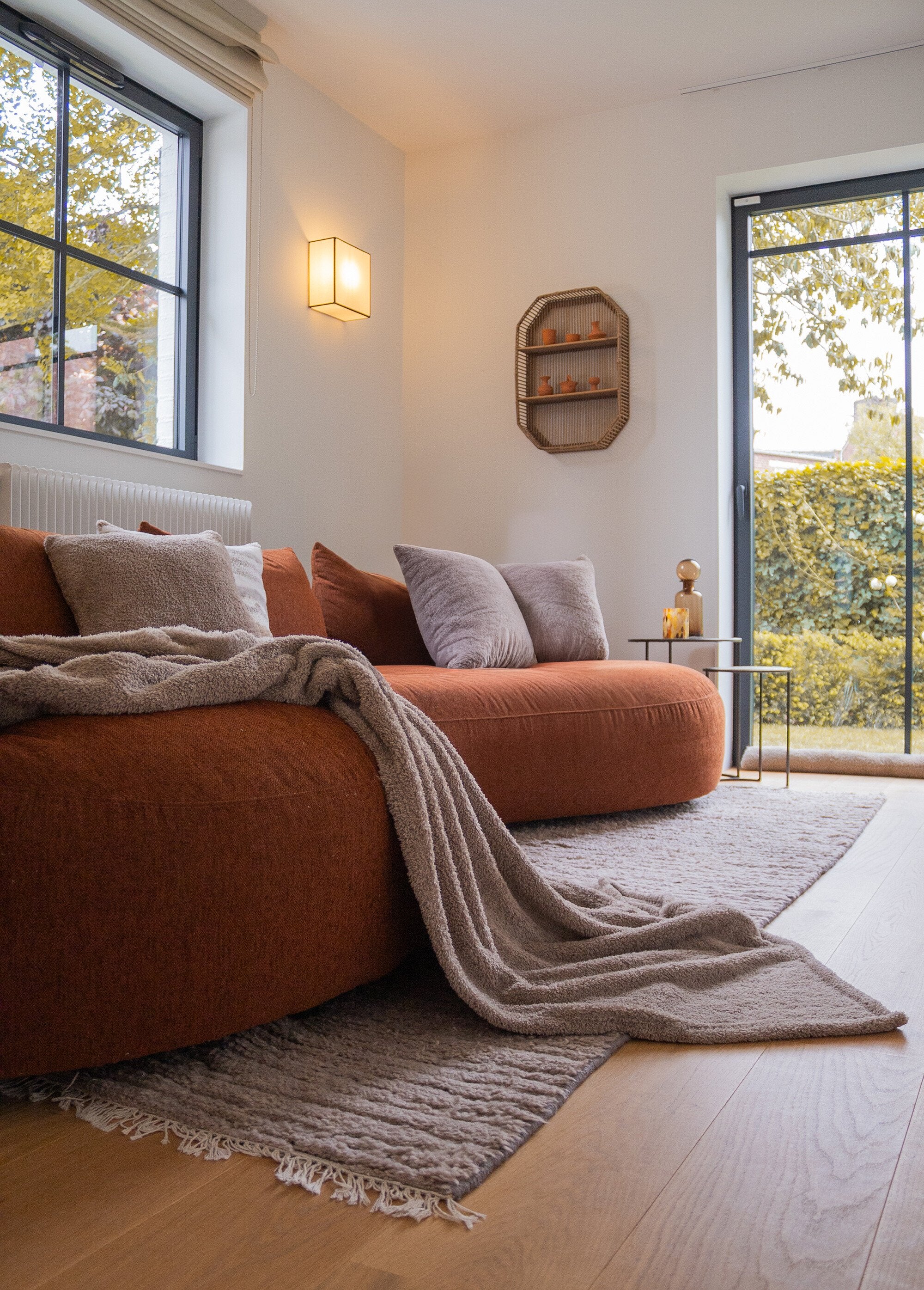 Grande_e_caldo_giaciglio_in_pile_color_corallo_2m_x_1,5m_Taupe_SF1_slim