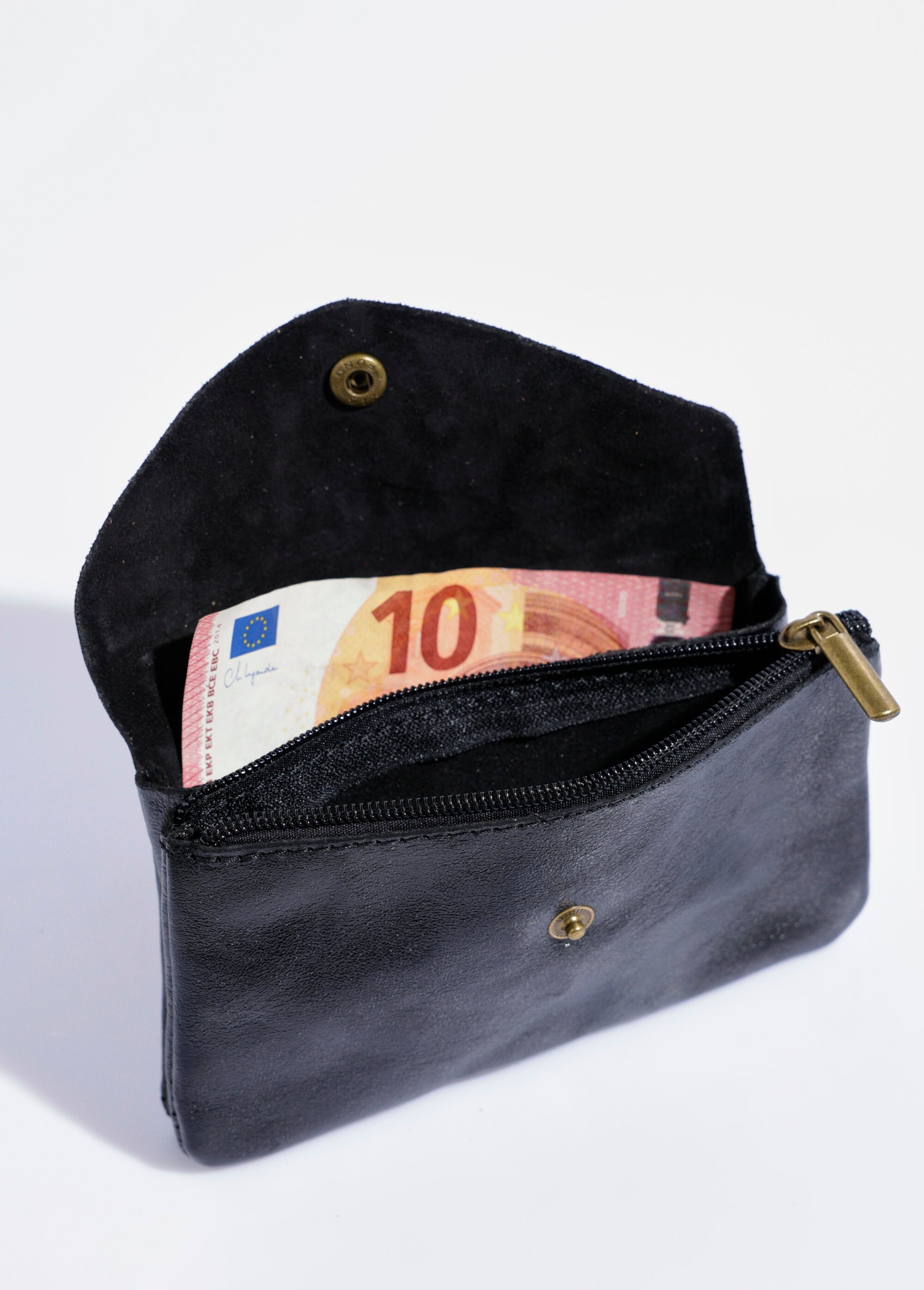 Grand_porte-monnaie_en_cuir_brillant_Noir_DE2_slim