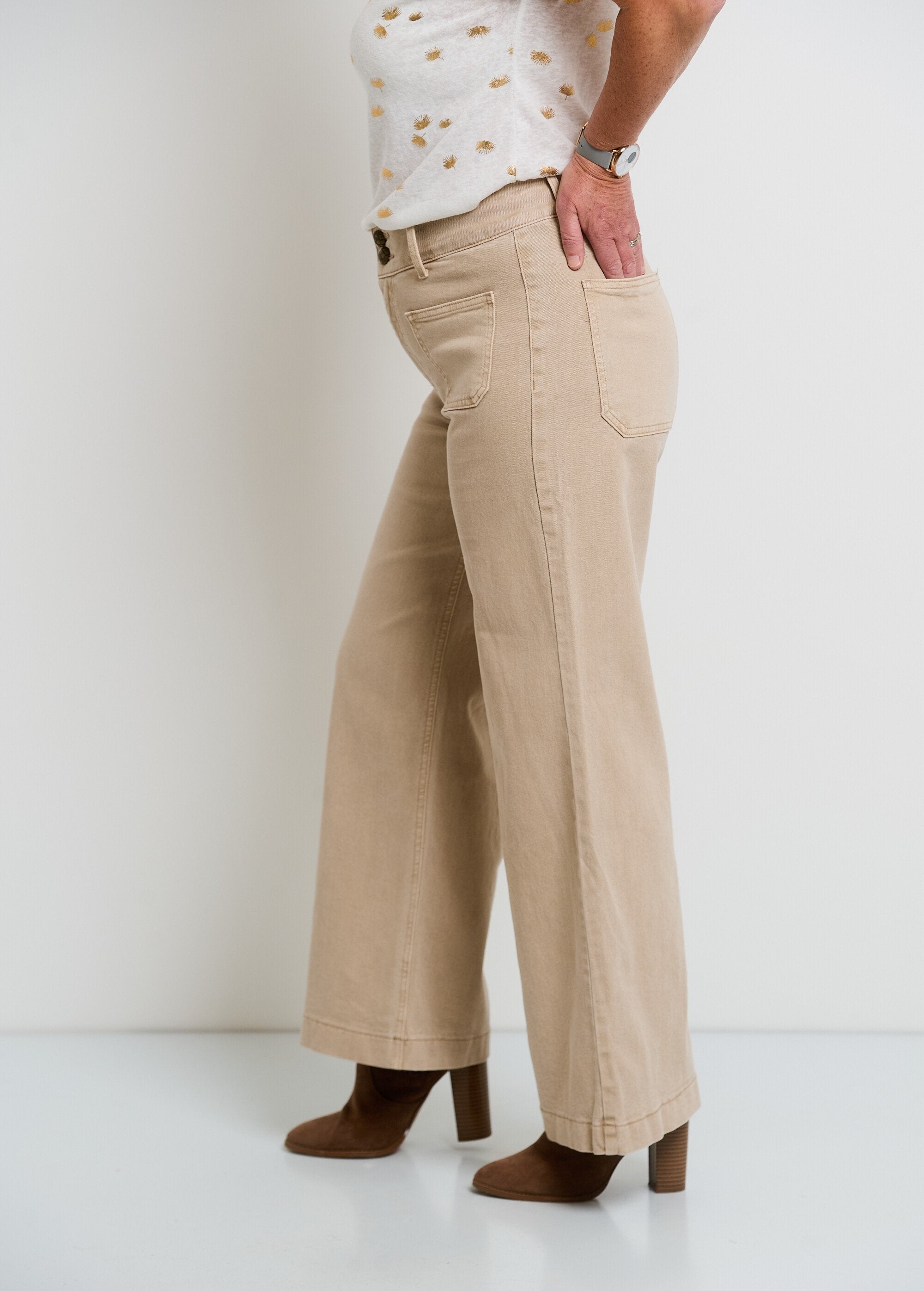 Jean_flare_avec_poches_plaquées_Beige_GA1_slim