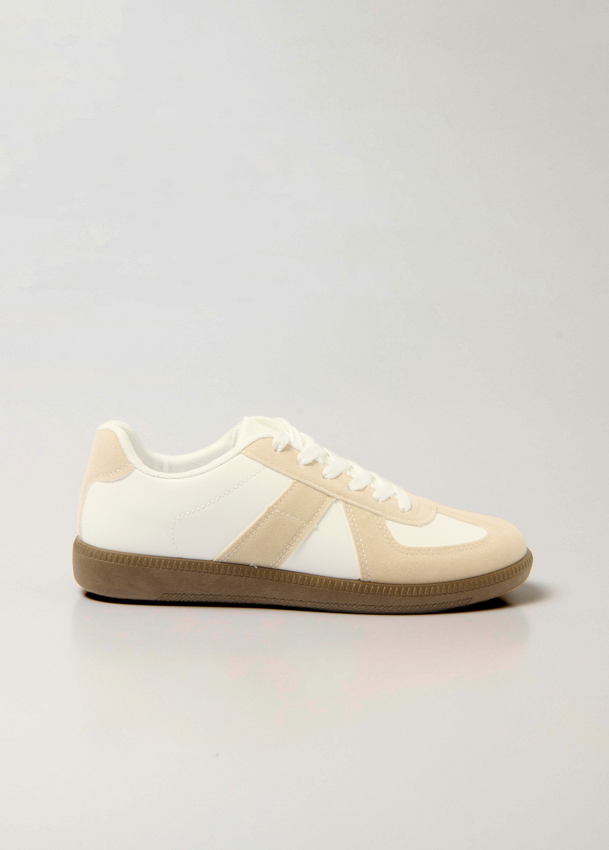 Scarpe_da_ginnastica_bicolore_con_dettagli_in_pelle_scamosciata_Blanc_DR1_slim