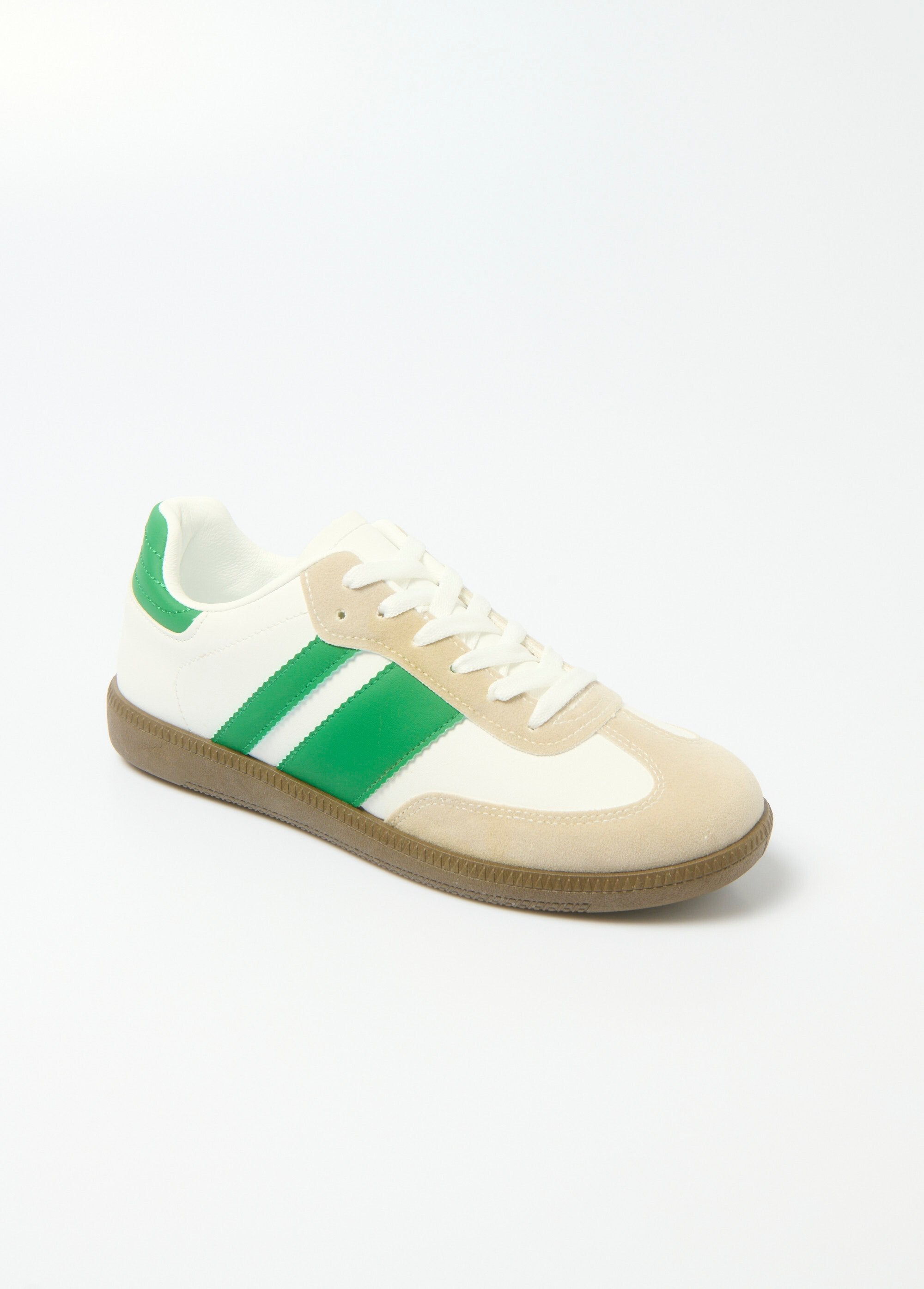 Scarpe_da_ginnastica_rétro_con_dettagli_a_contrasto_Vert_FA1_slim