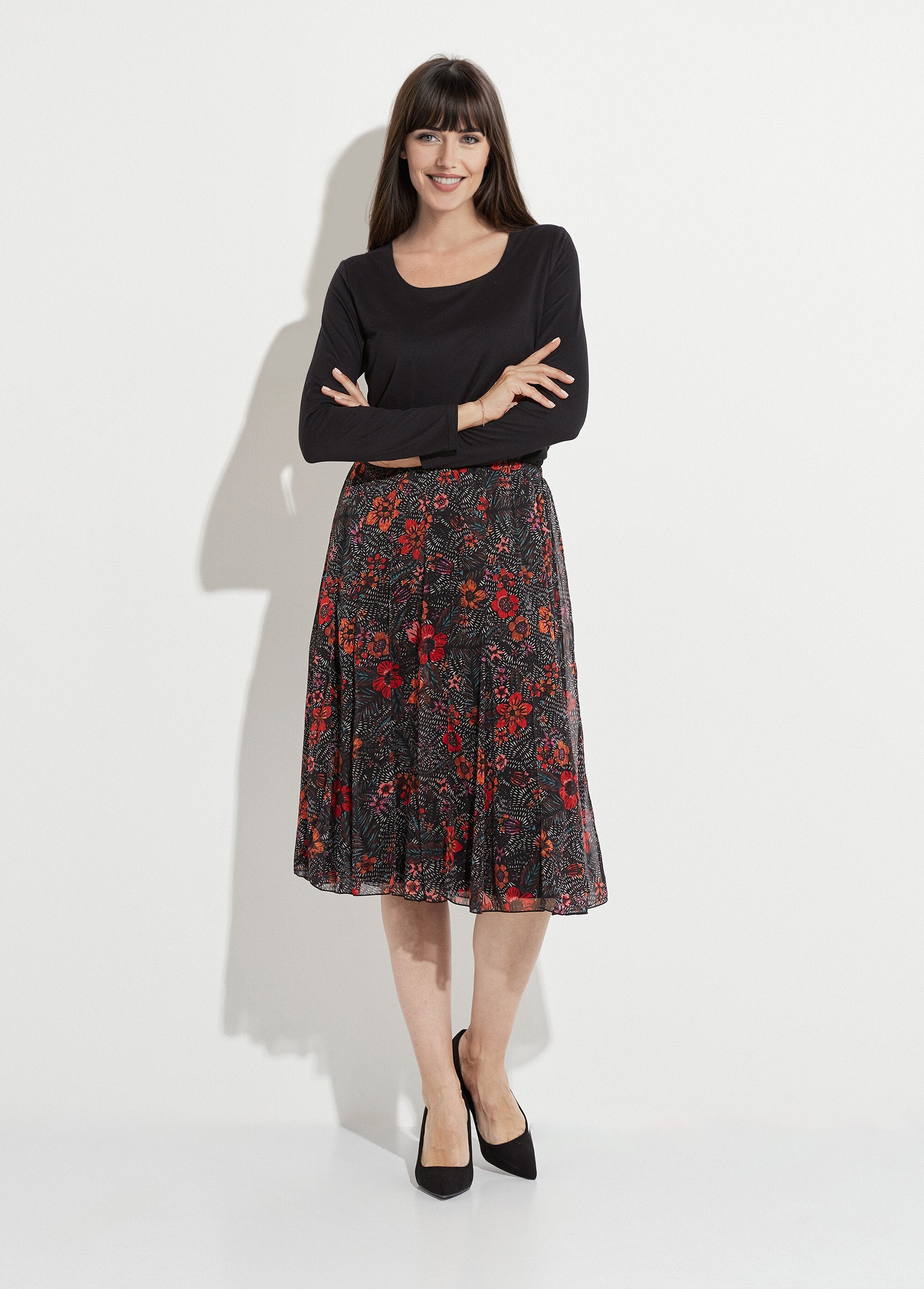 Gonna_lunga_svasata_in_voile_floreale_Noir_et_rouge_SF1_slim