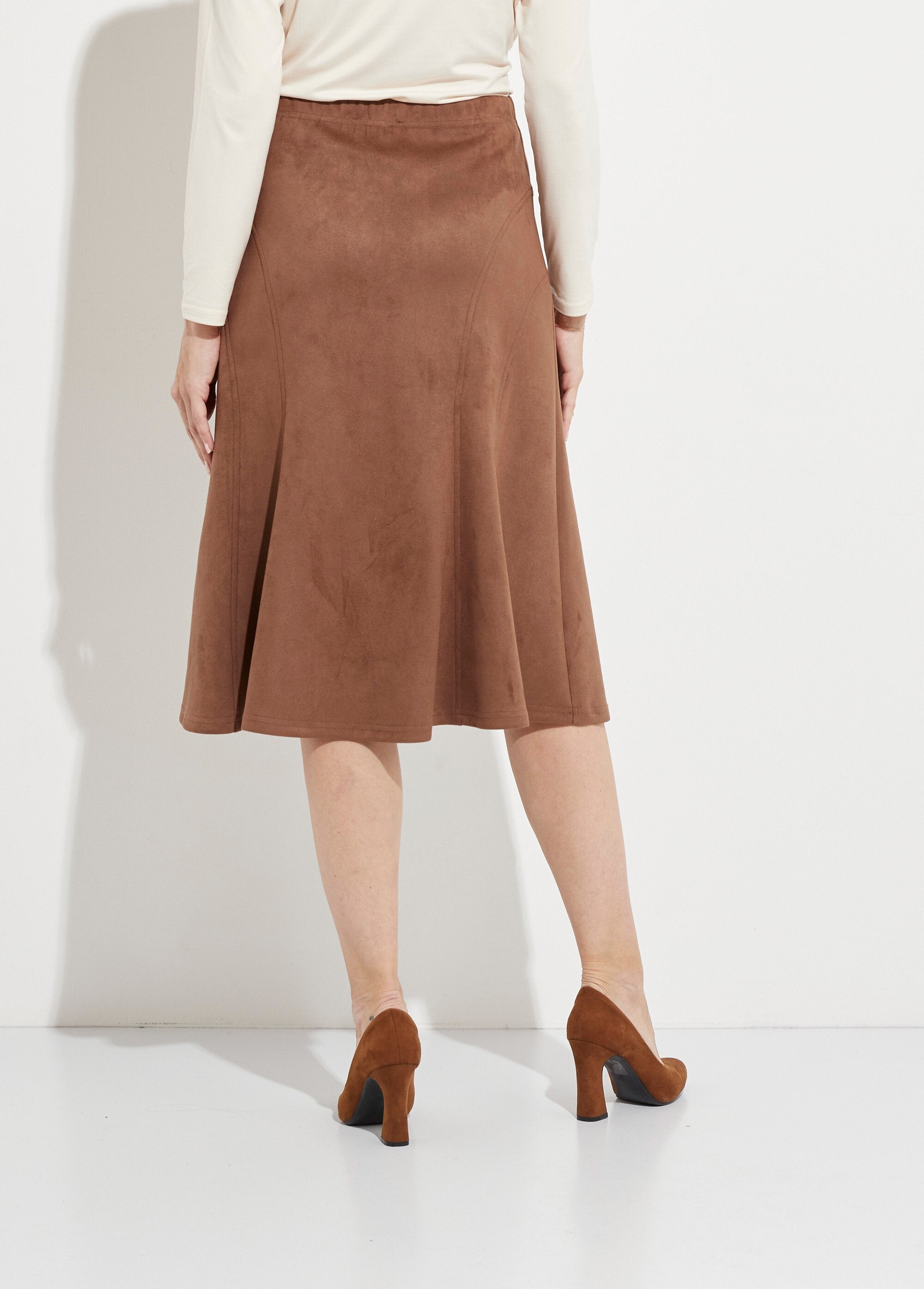 Gonna_lunga_svasata_in_maglia_scamosciata_cammello_DO1_slim