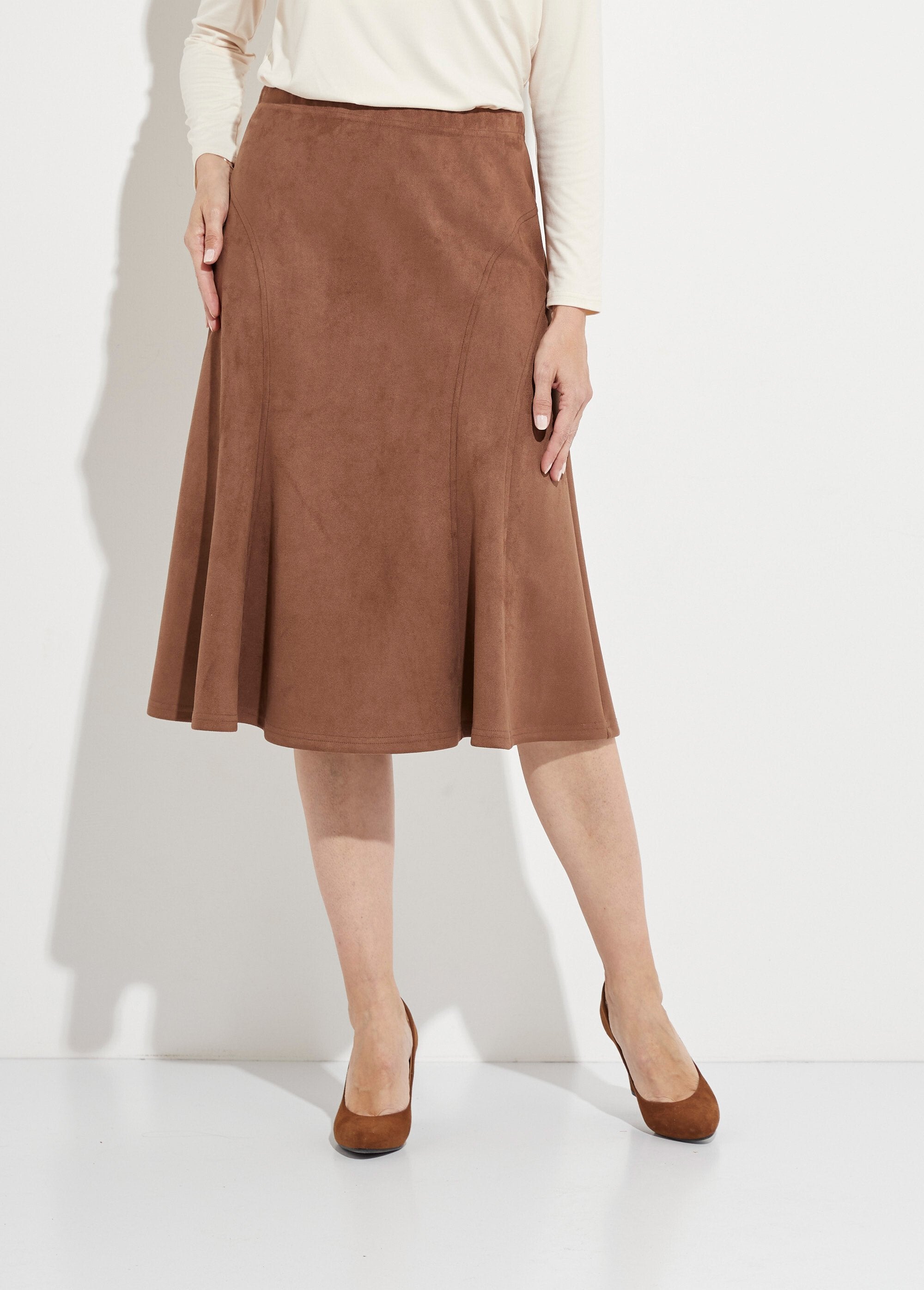 Gonna_lunga_svasata_in_maglia_scamosciata_cammello_FA1_slim