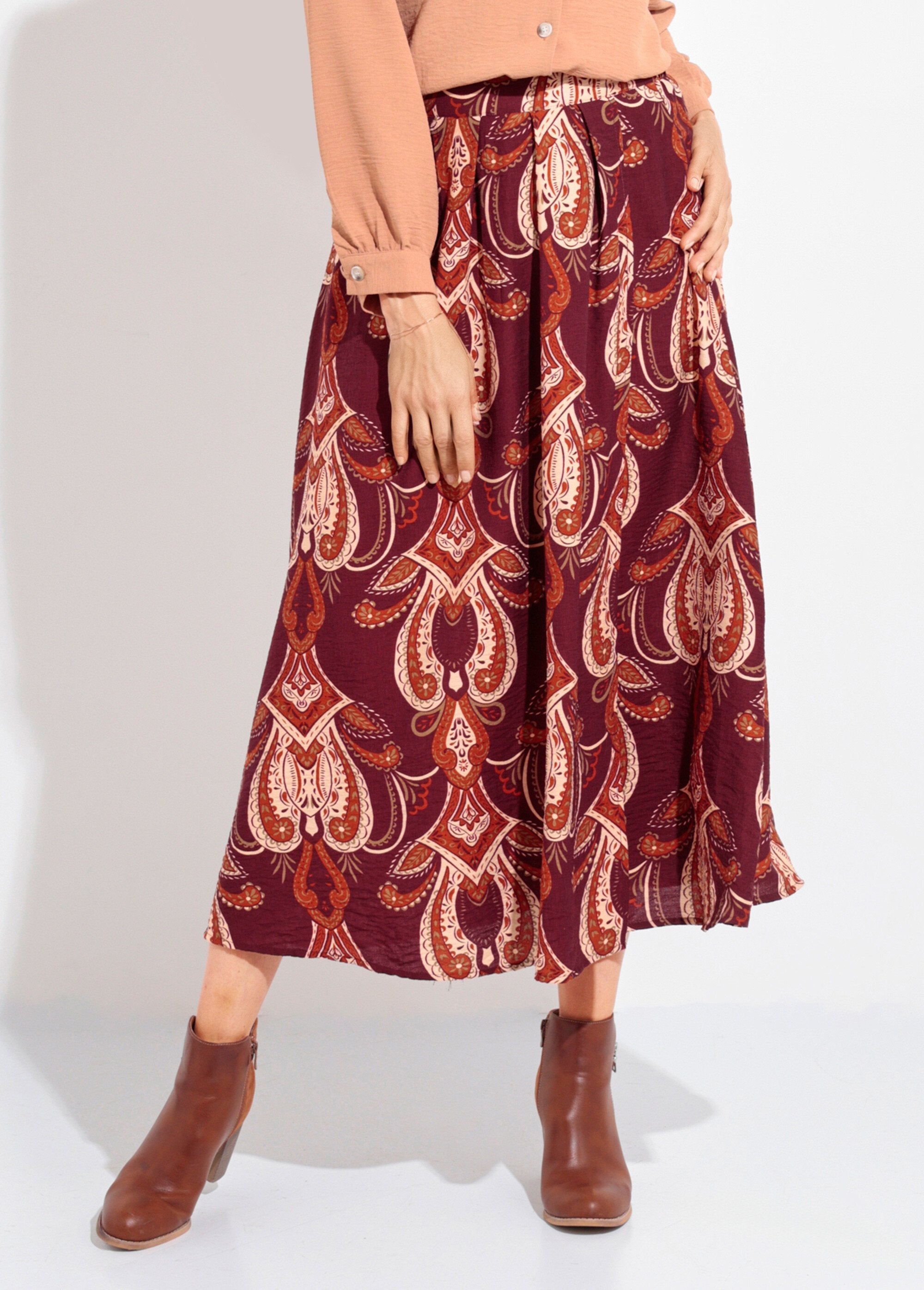 Gonna_lunga_e_fluente_con_stampa_paisley_Bordeaux_FA1_slim