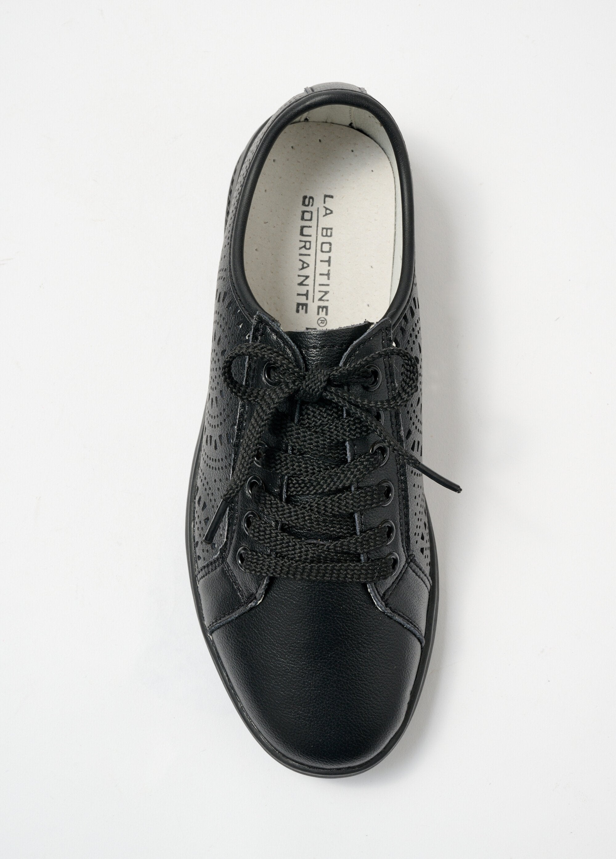 Scarpe_da_ginnastica_con_dettaglio_traforato_Noir_OV1_slim