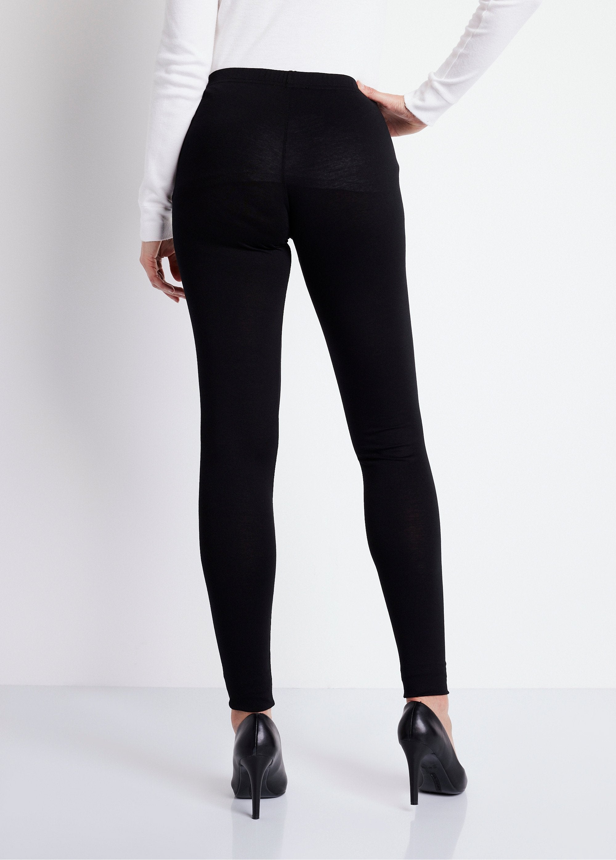 Leggings_lunghi_a_tinta_unita_con_elastico_in_vita_NERO_DO1_slim