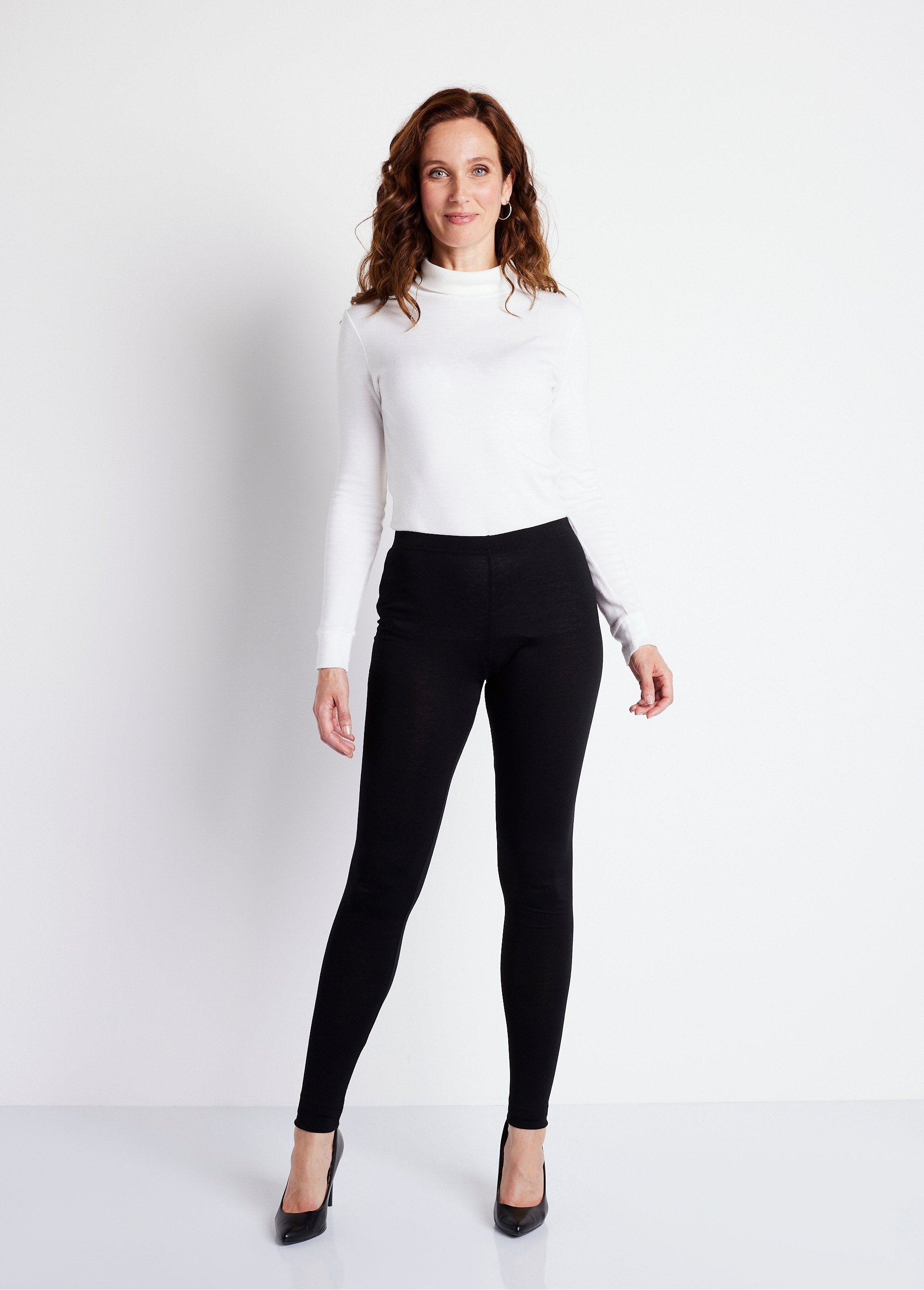 Leggings_lunghi_a_tinta_unita_con_elastico_in_vita_NERO_SF1_slim