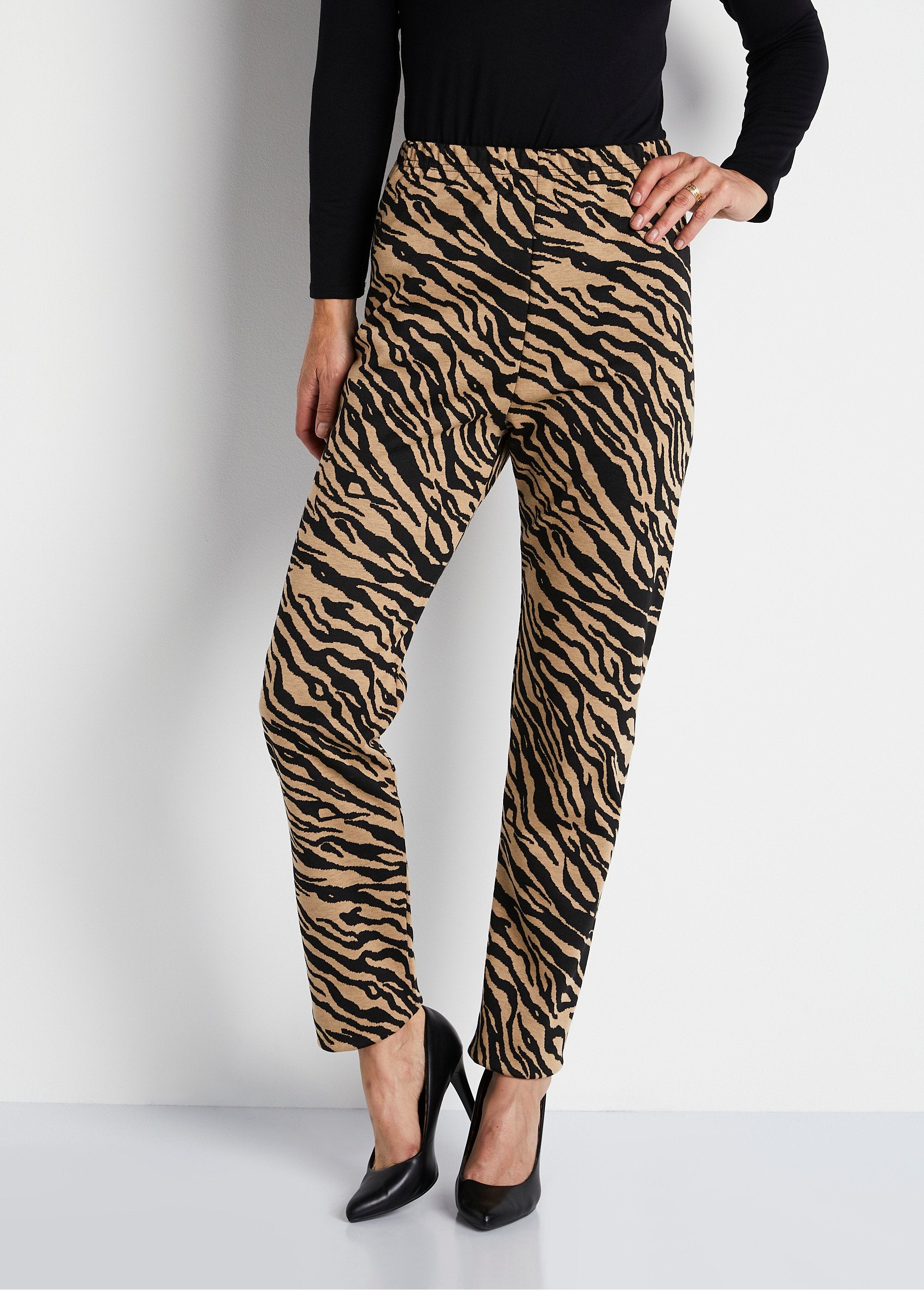 Legging_in_jacquard_con_vita_elasticizzata_Cammello_zebrato_FA1_slim