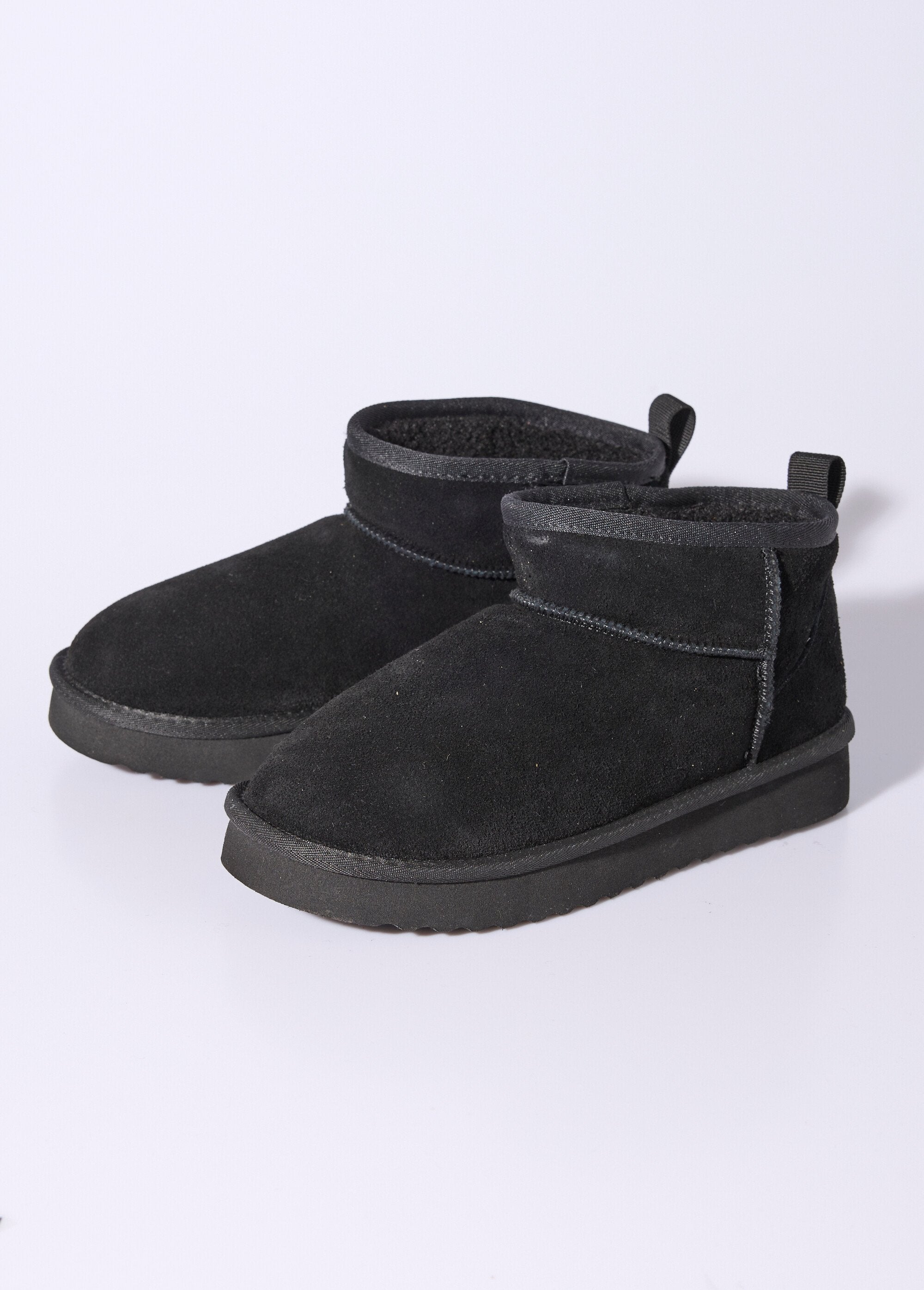 Stivali_bassi_riempiti_con_suola_a_zeppa_Noir_DE1_slim