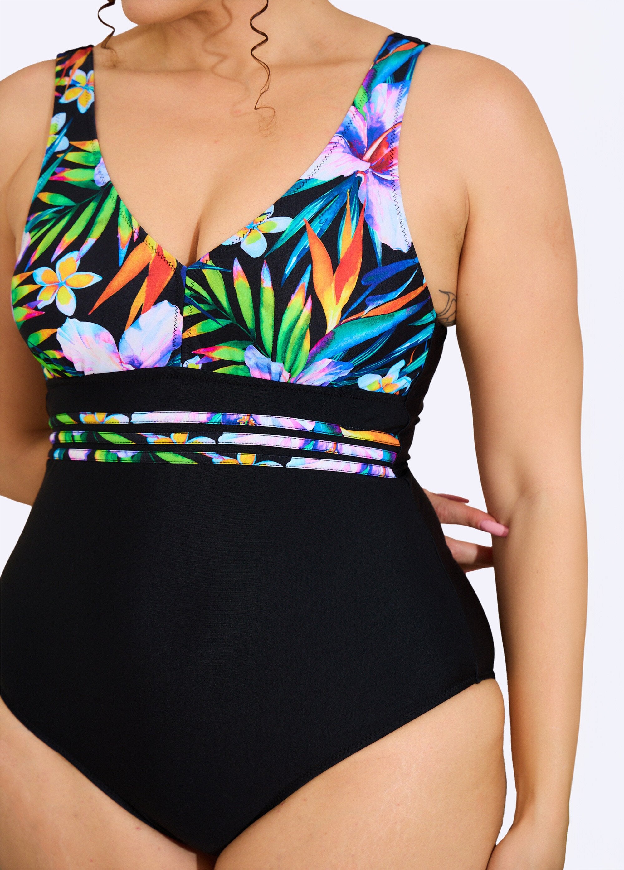Costume_da_bagno_esotico_a_tinta_unita_a_1_pezzo_Noir_imprime_DE1_curvy