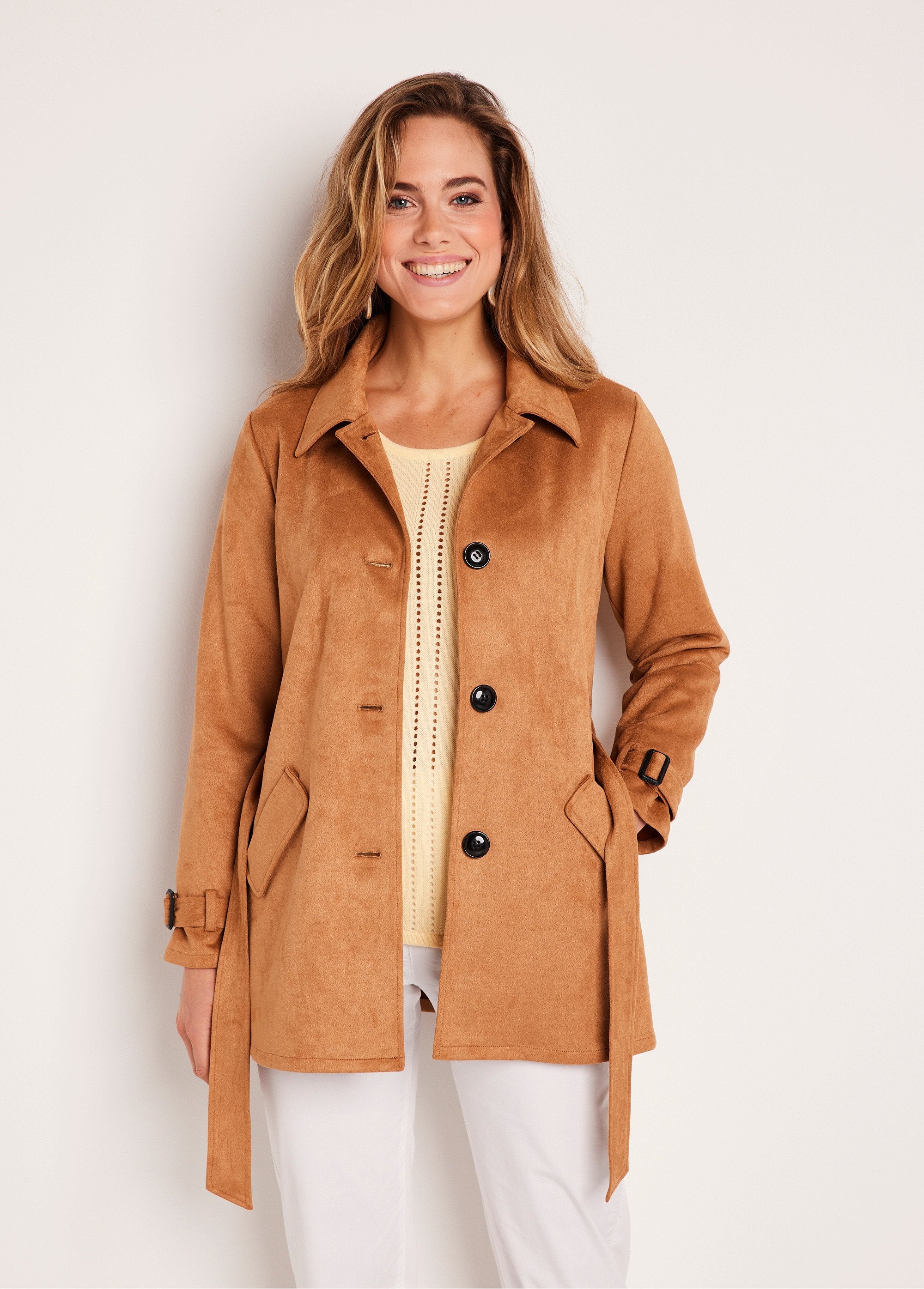 Cappotto_corto_in_pelle_scamosciata_Beige_FA1_slim