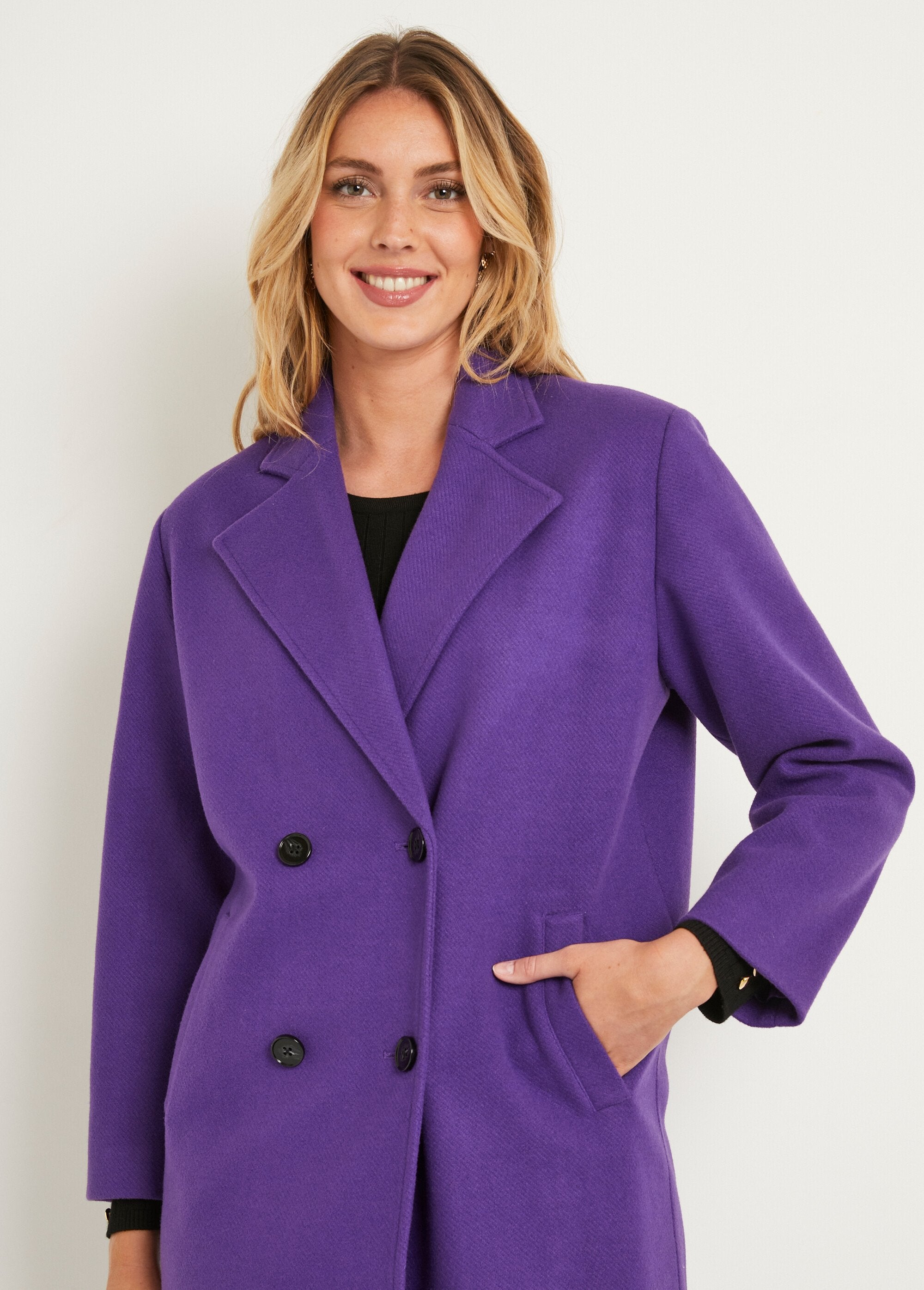 Cappotto_doppiopetto_con_collo_sartoriale_Violet_DE1_slim