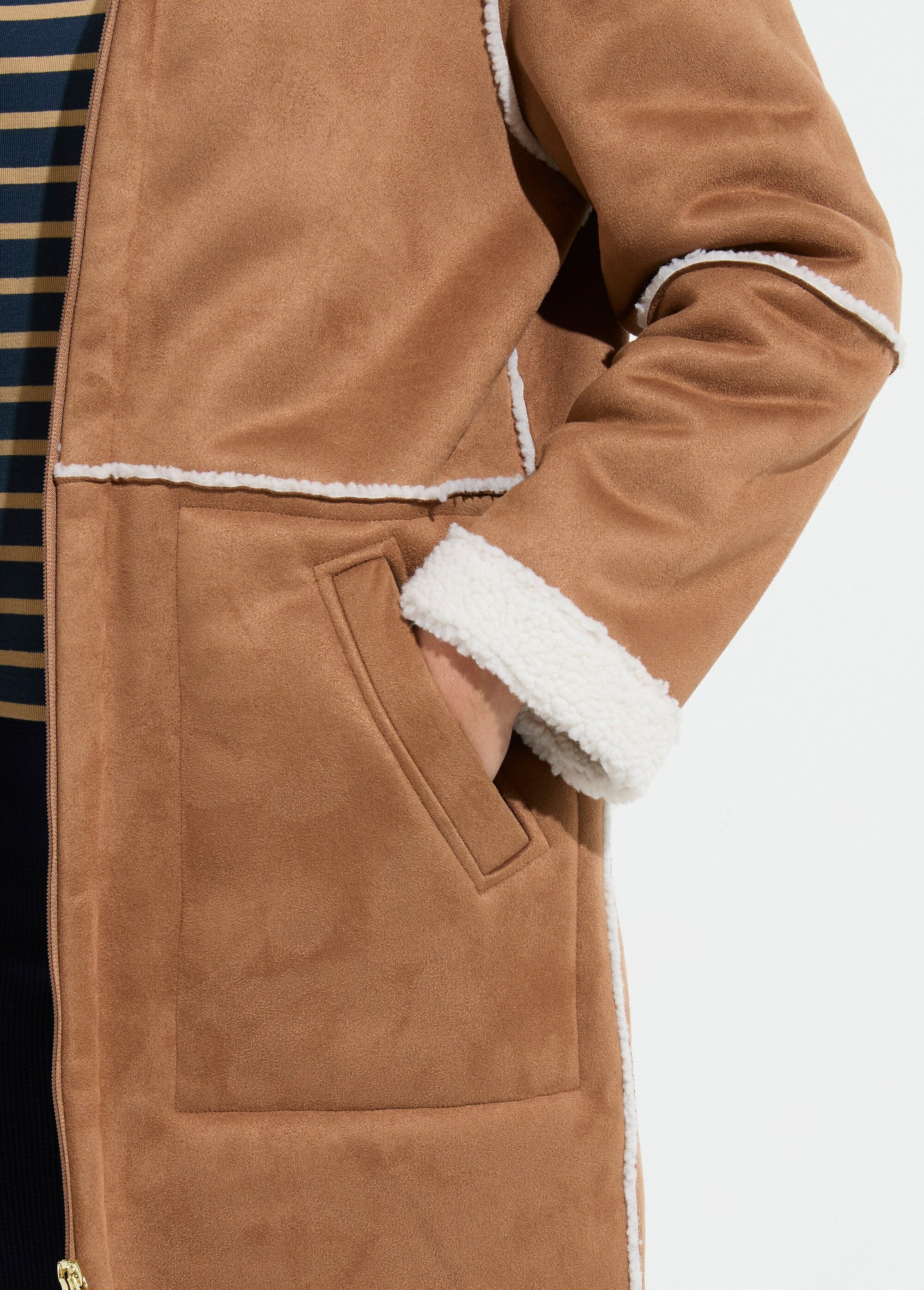 Cappotto_con_cappuccio_in_calda_lana_effetto_pelle_con_cerniera_Camel_DE2_slim