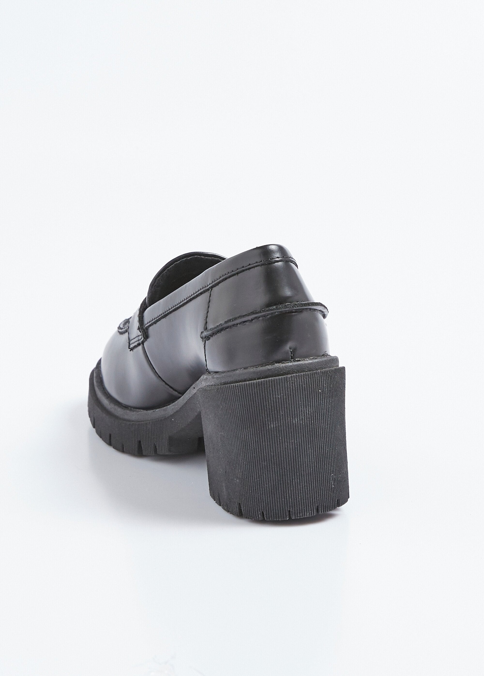 Mocassini_con_tacco_e_suola_dentellata_Noir_DO1_slim