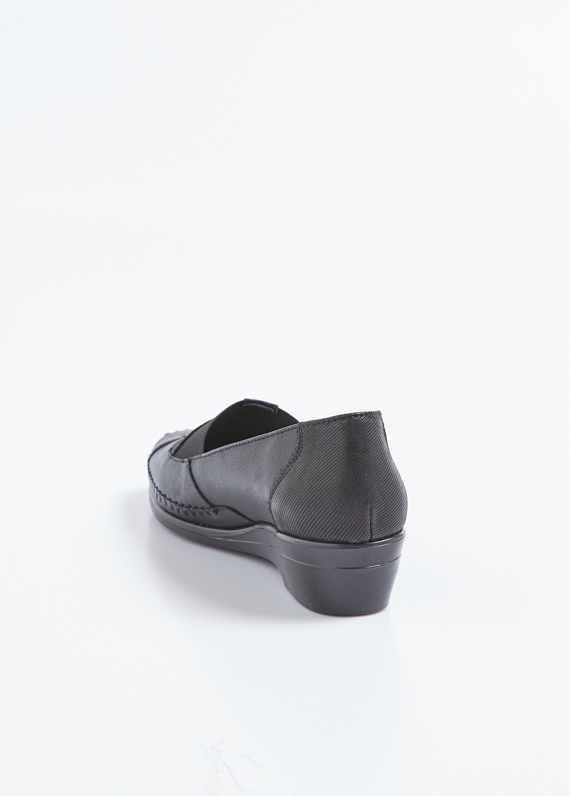 Mocassini_in_pelle_elasticizzata,_larghezza_comfort_Noir_DO1_slim