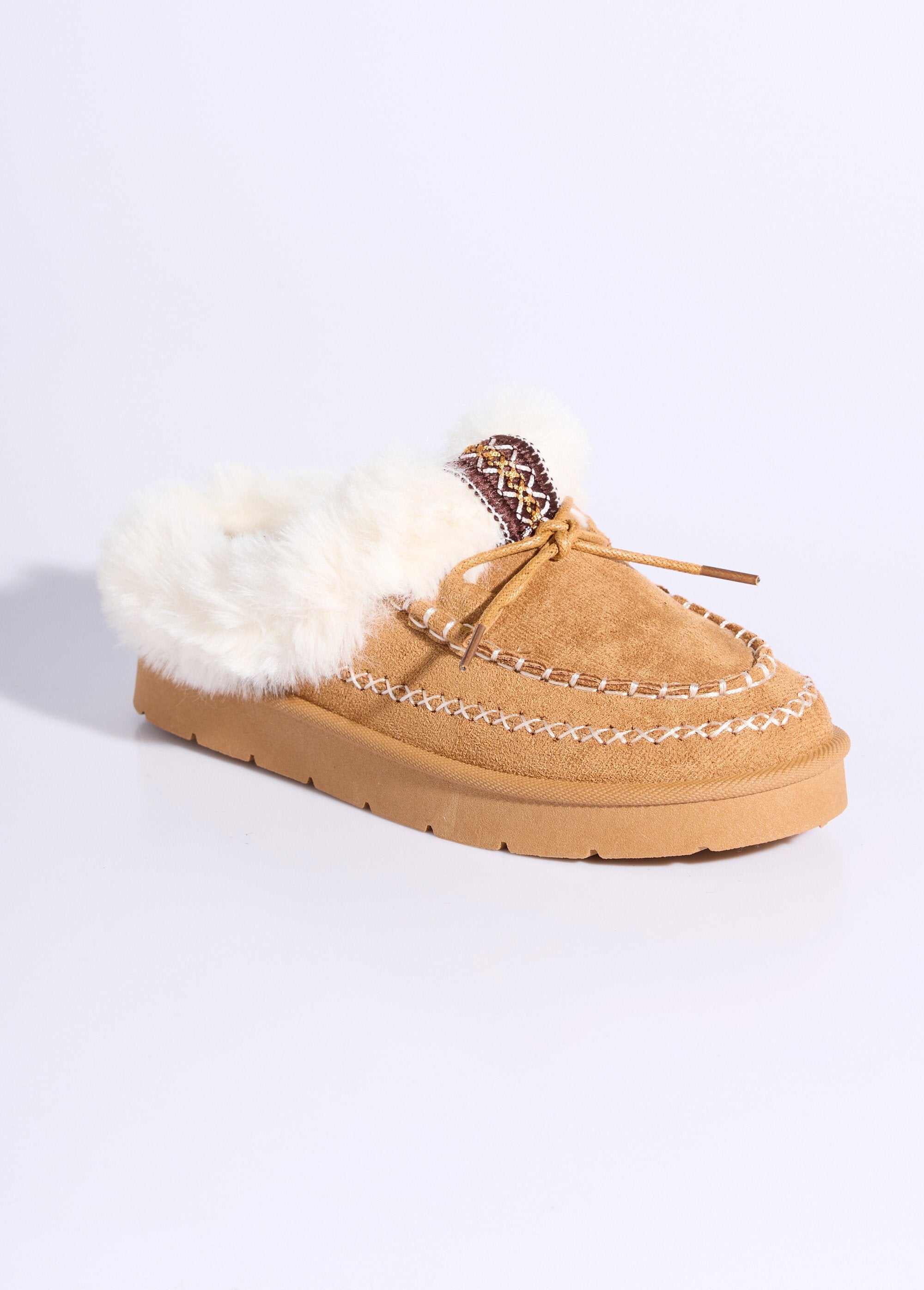 Mocassini_indiani_in_pelliccia_e_treccia_Camel_FA1_slim