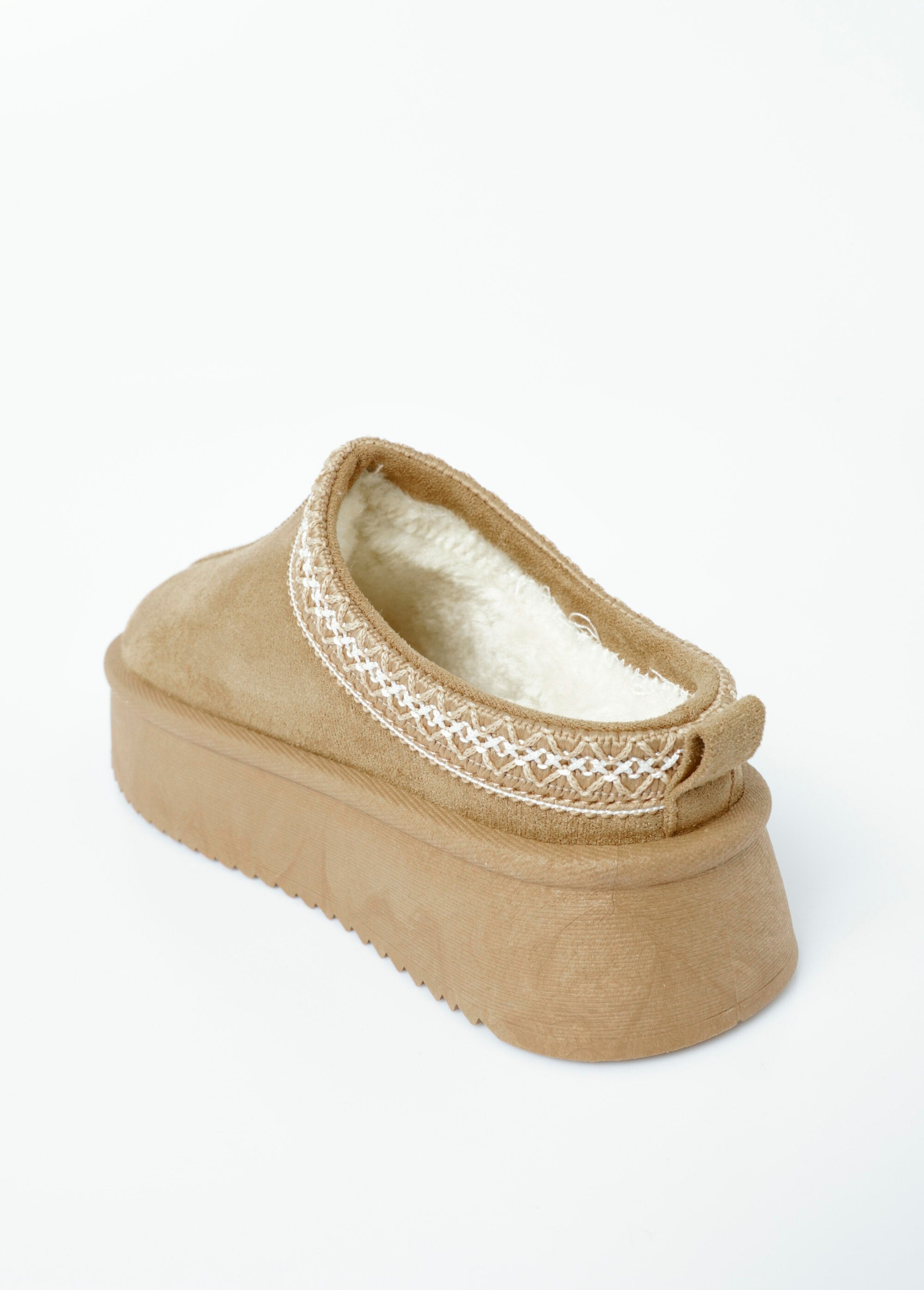 Mules_effetto_scamosciato_con_fodera_e_zeppa_Beige_DO1_slim