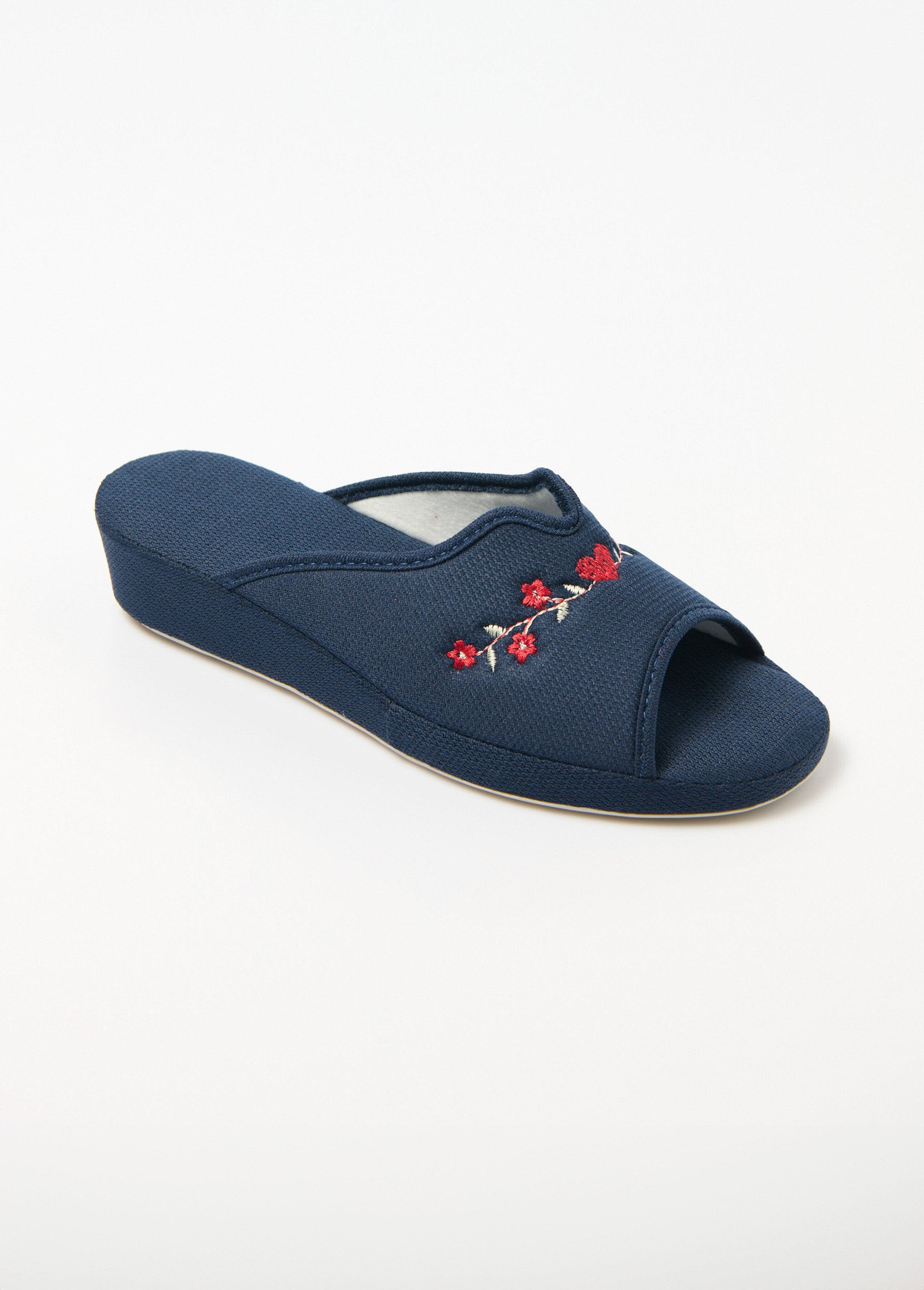 Muli_ricamati_di_larghezza_comfort_con_zeppa_rivestita_Marine_FA1_slim