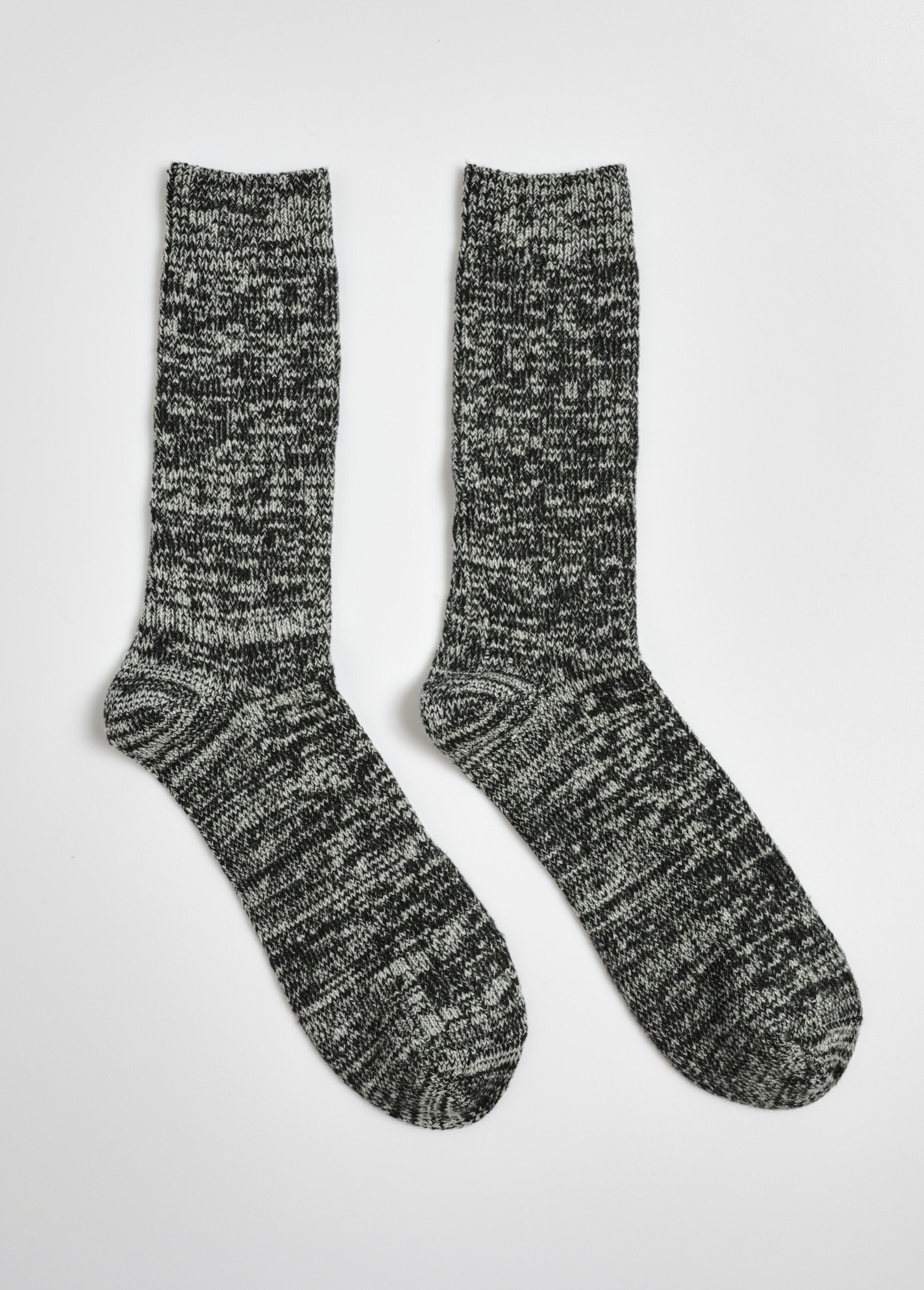 Un_paio_di_calzini_caldi_e_morbidi_Gris_FA1_slim