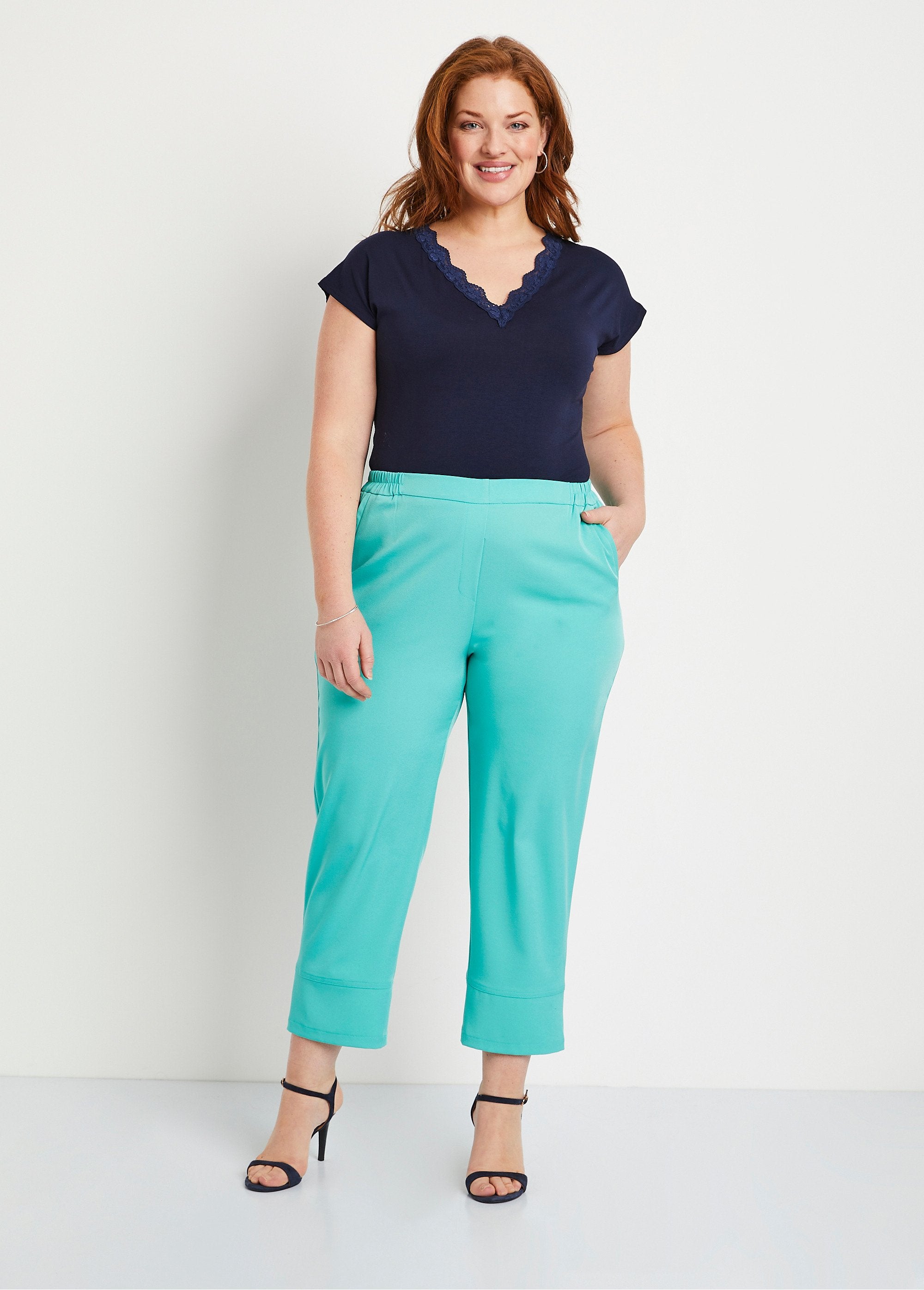 Pantaloni_a_gamba_dritta_con_vita_semi-elastica_VERDE_SF1_curvy