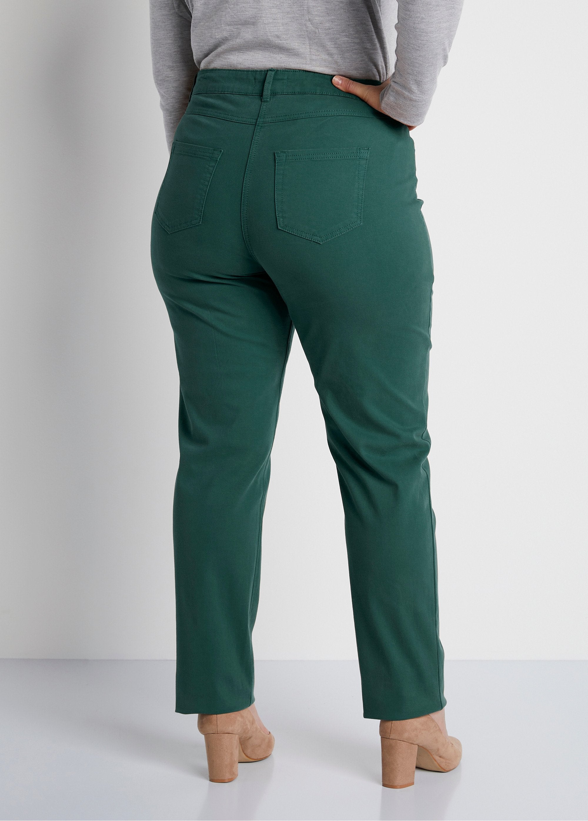 Pantaloni_5_tasche_a_gamba_dritta_in_cotone_elasticizzato_VERDE_DO1_curvy