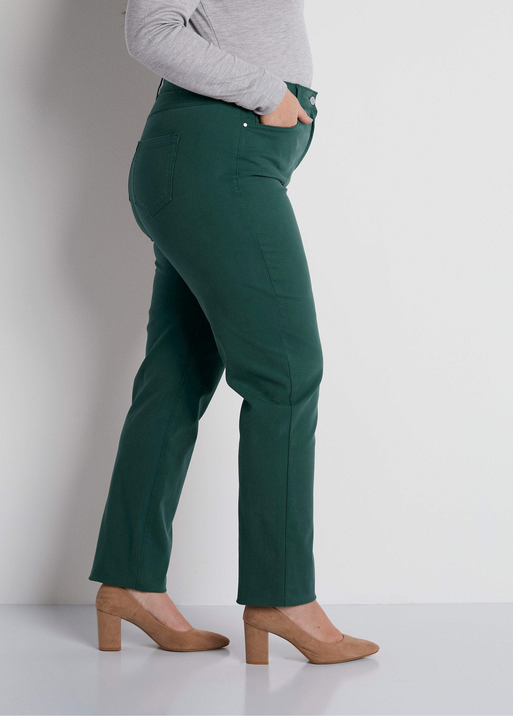 Pantaloni_5_tasche_a_gamba_dritta_in_cotone_elasticizzato_VERDE_DR1_curvy