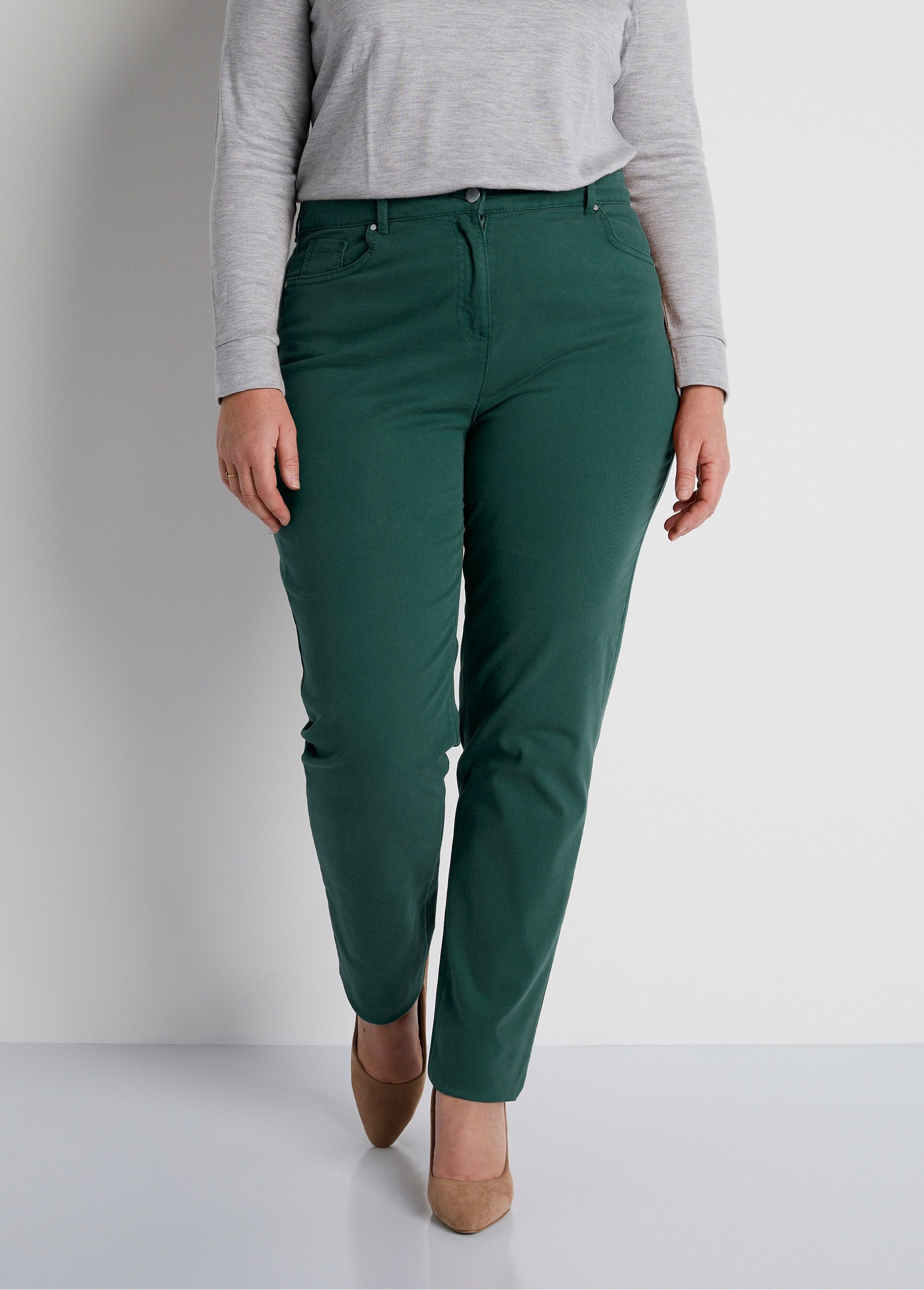 Pantaloni_5_tasche_a_gamba_dritta_in_cotone_elasticizzato_VERDE_FA1_curvy