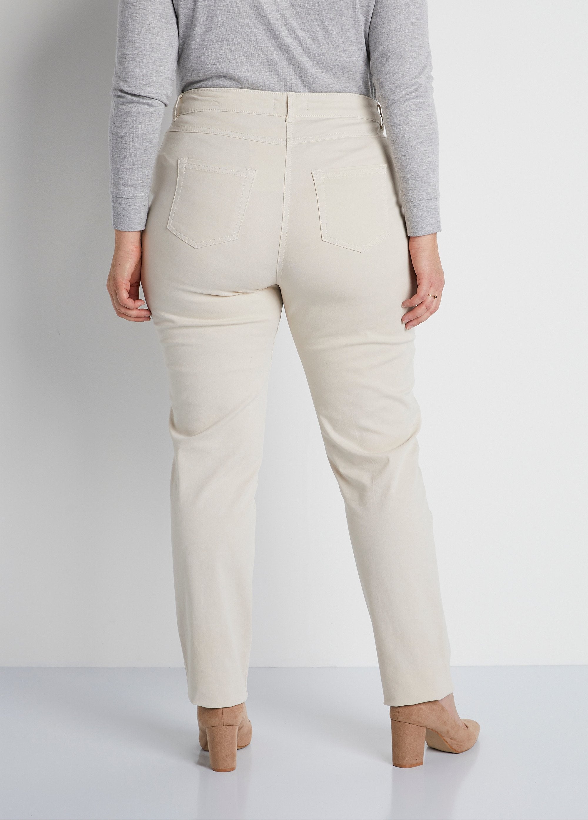 Pantaloni_5_tasche_a_gamba_dritta_in_cotone_elasticizzato_Beige_DO1_curvy