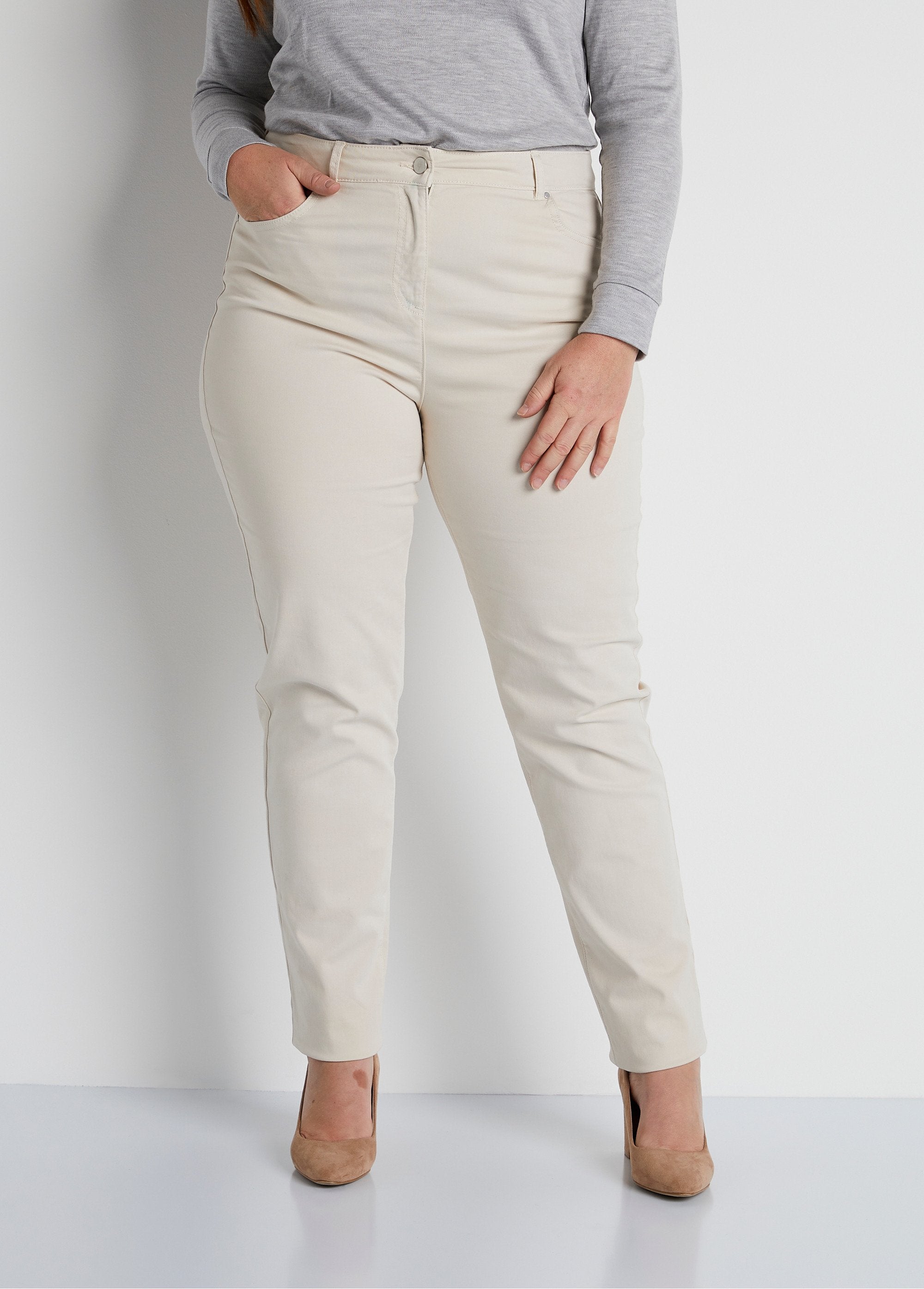 Pantaloni_5_tasche_a_gamba_dritta_in_cotone_elasticizzato_Beige_FA2_curvy