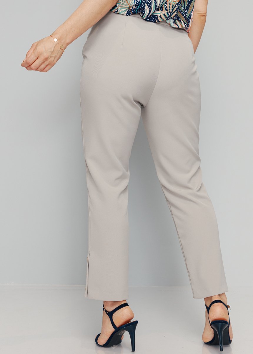 Pantaloni_a_7/8_con_gamba_dritta_Sabbia_DO1_slim