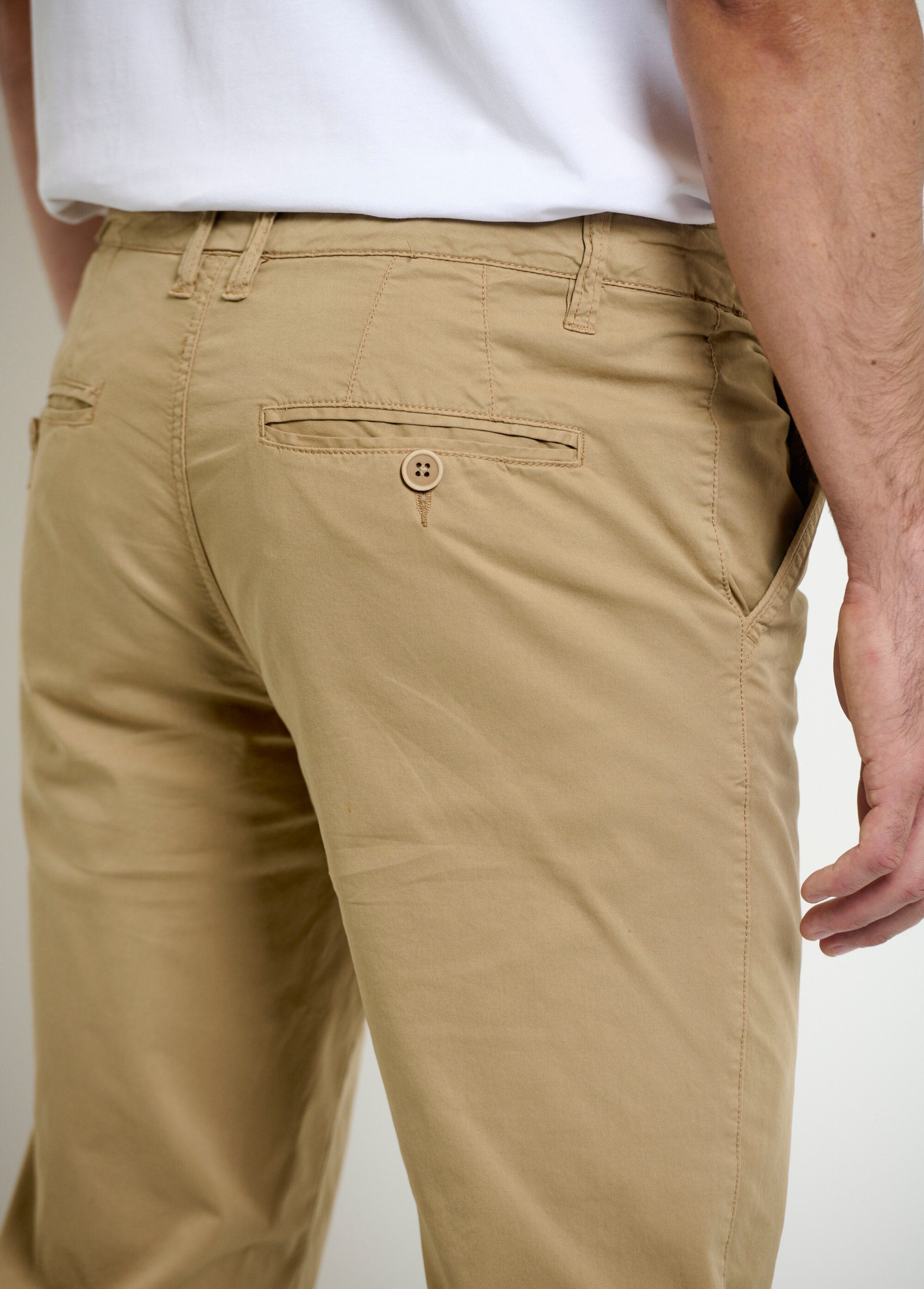 Pantaloni_chino_da_uomo_Beige_DE1_slim