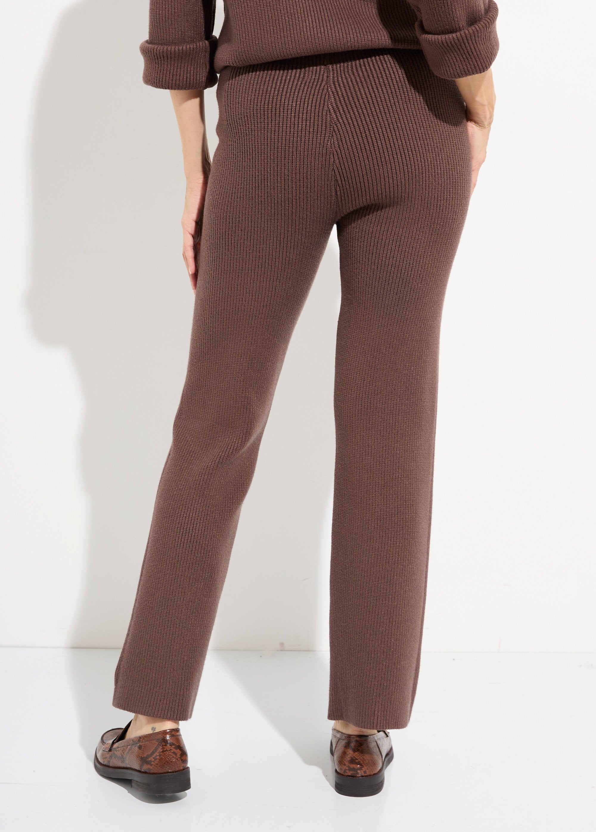 Comodi_pantaloni_a_maglia_grossa_Chocolat_DO1_slim