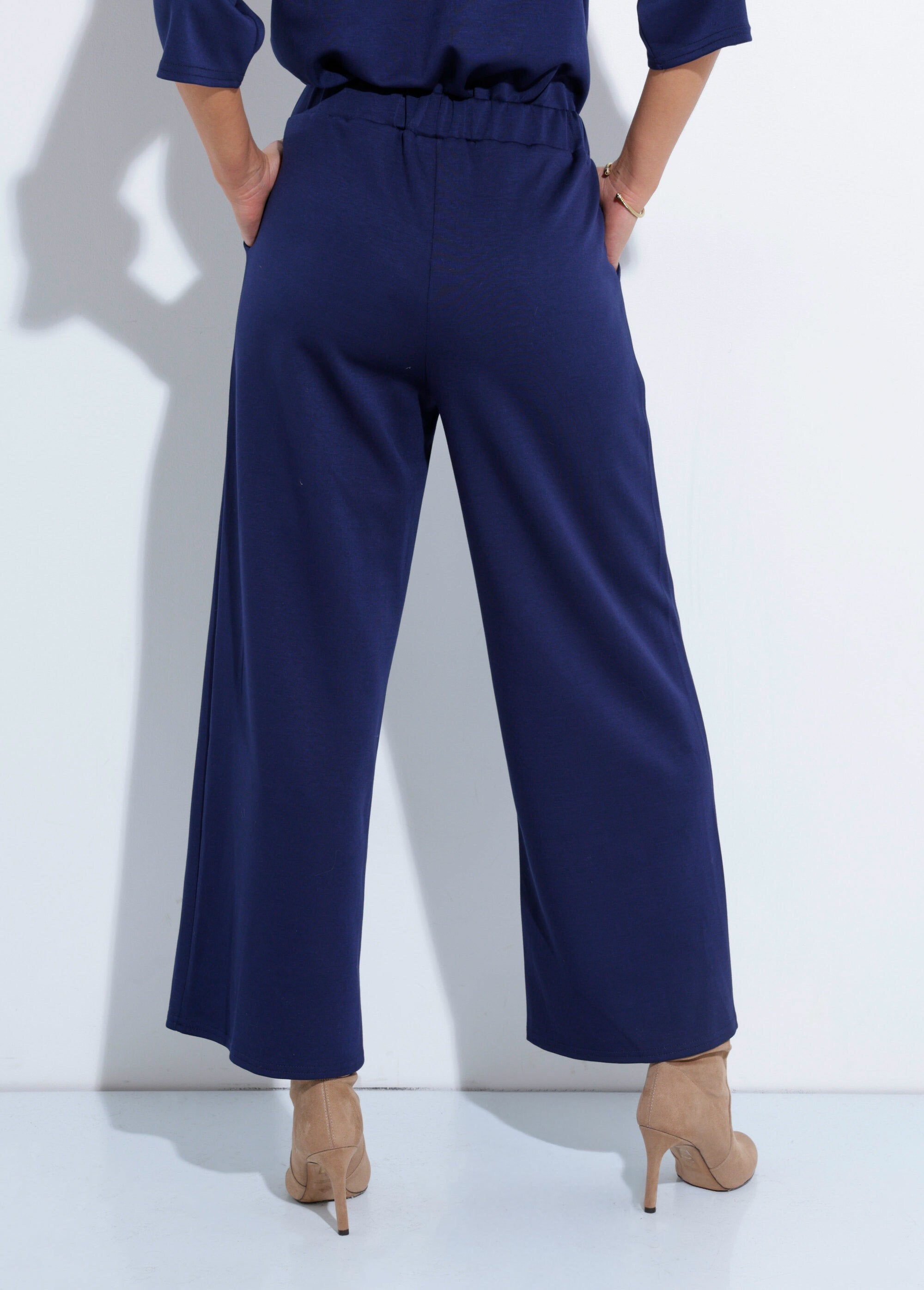 Pantaloni_comfort_fit_in_morbida_maglia_Marine_DO1_slim