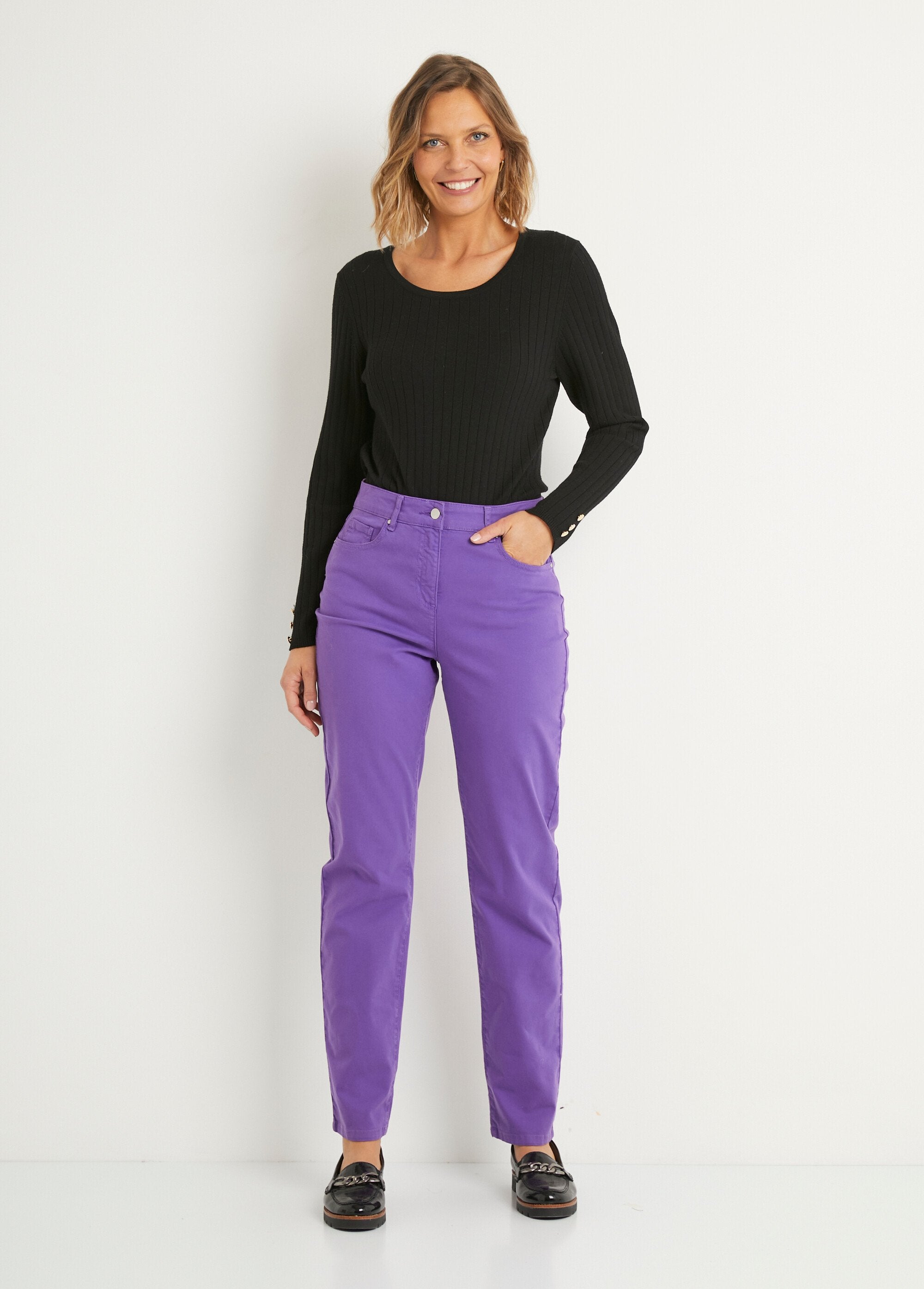 Pantaloni_5_tasche_a_gamba_dritta_in_cotone_elasticizzato_Violet_SF1_slim