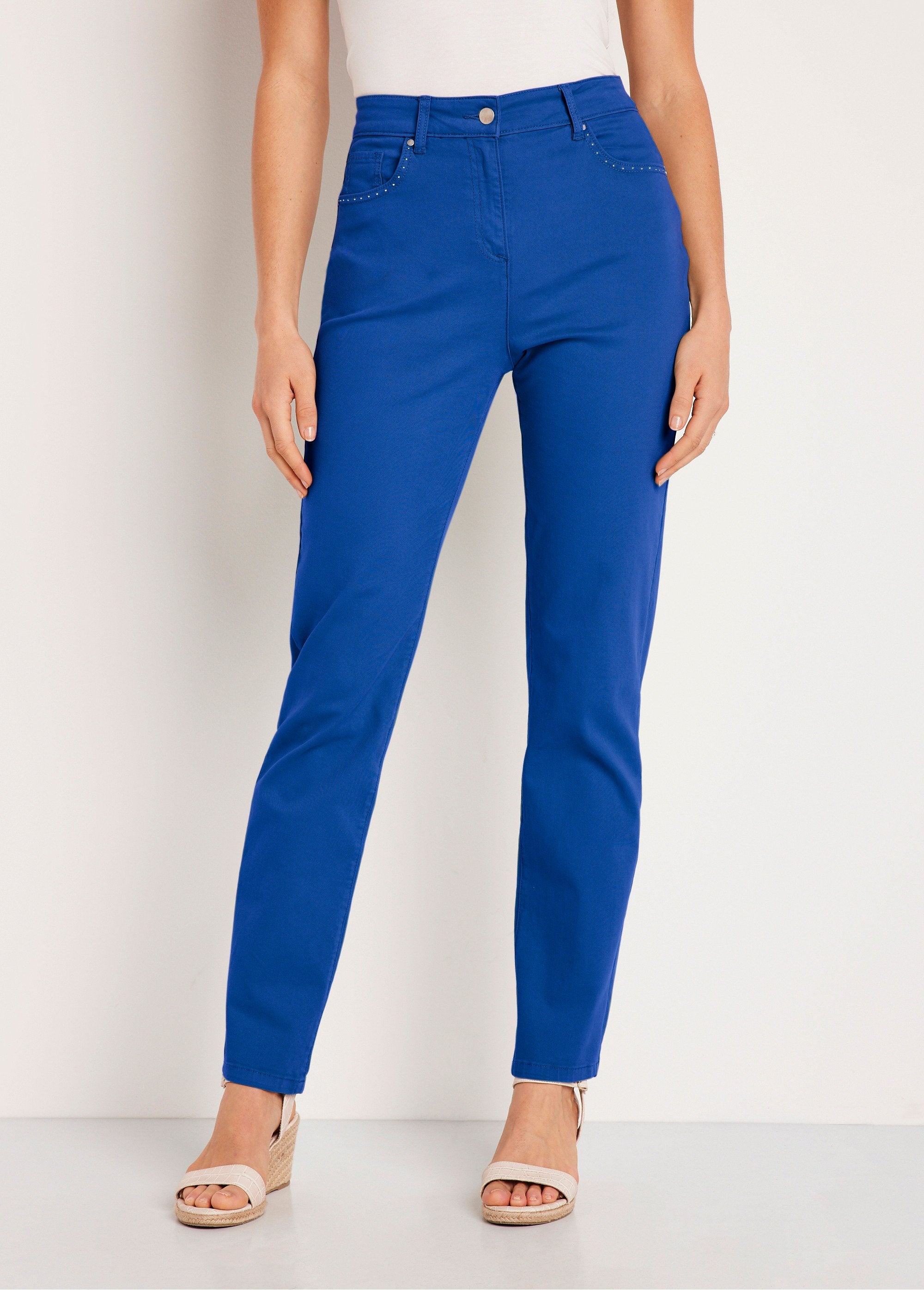 Pantaloni_5_tasche_a_gamba_dritta_in_cotone_elasticizzato_Blu_duro_FA1_slim