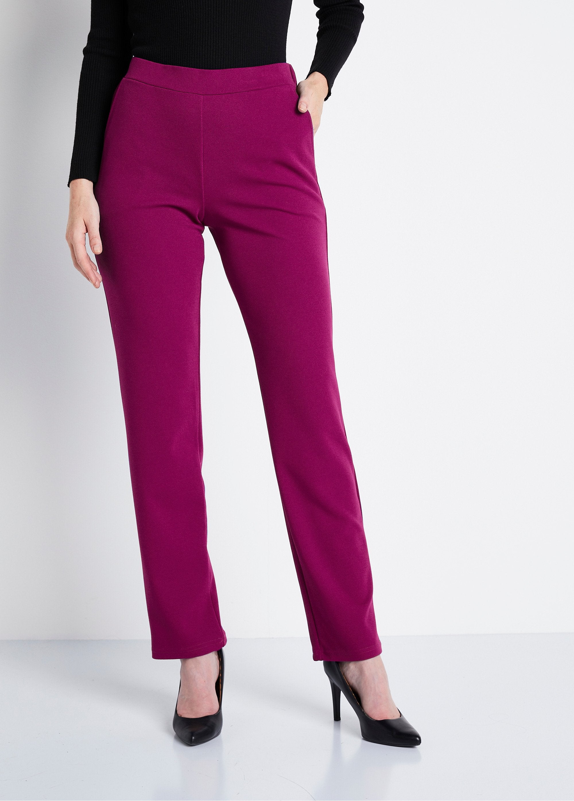 Pantaloni_a_gamba_dritta_con_elastico_in_vita_in_maglia_crepe_Cassis_FA1_slim