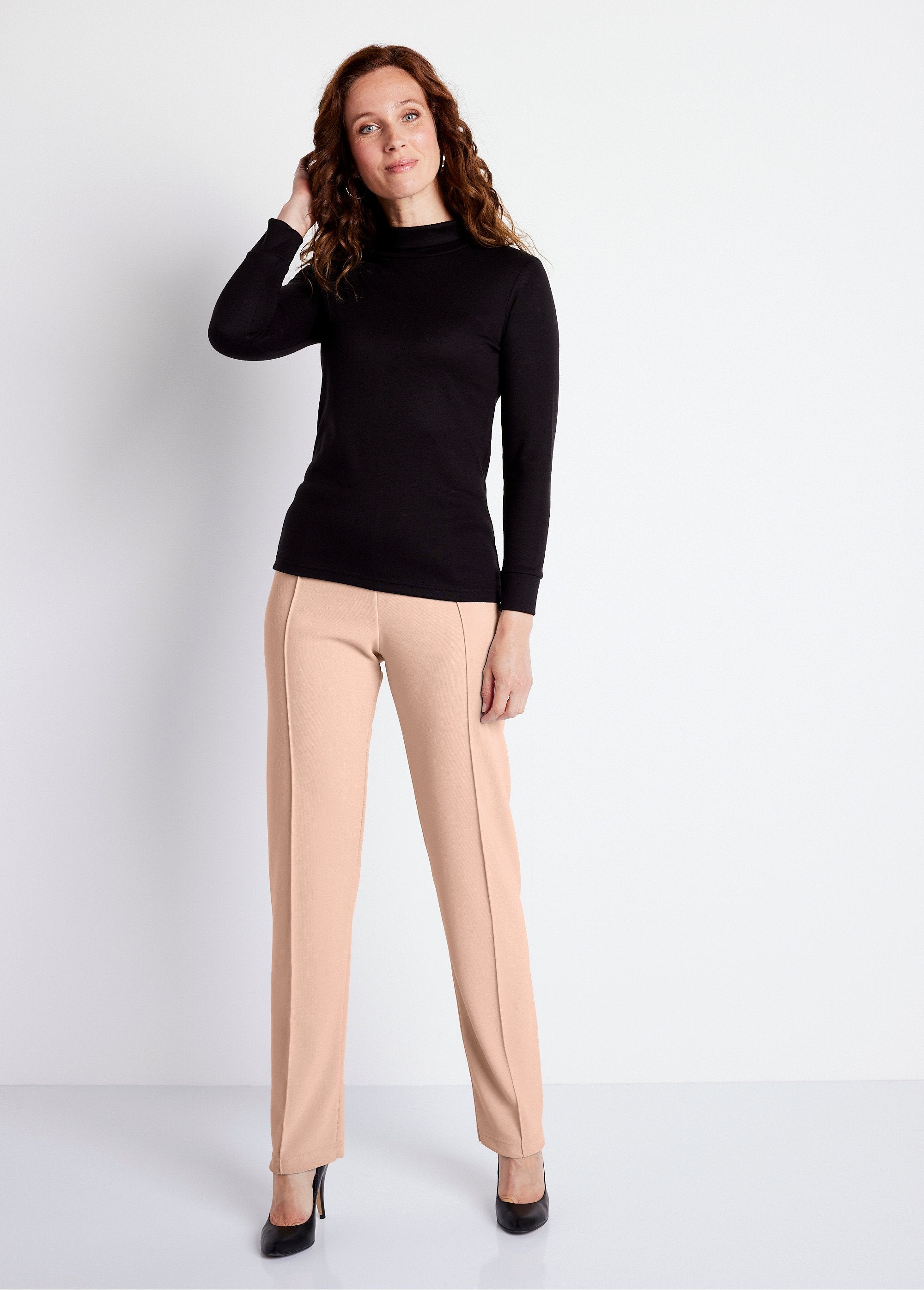 Pantaloni_a_gamba_dritta_con_vita_elasticizzata_in_maglia_a_costine_Beige_SF1_slim