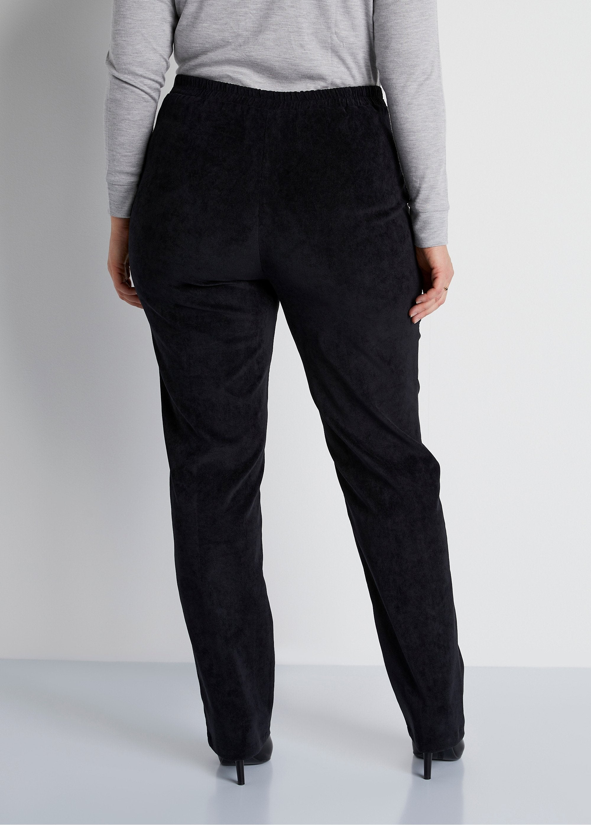 Pantaloni_a_gamba_dritta_con_elastico_in_vita_in_velluto_millerighe_NERO_DO1_curvy