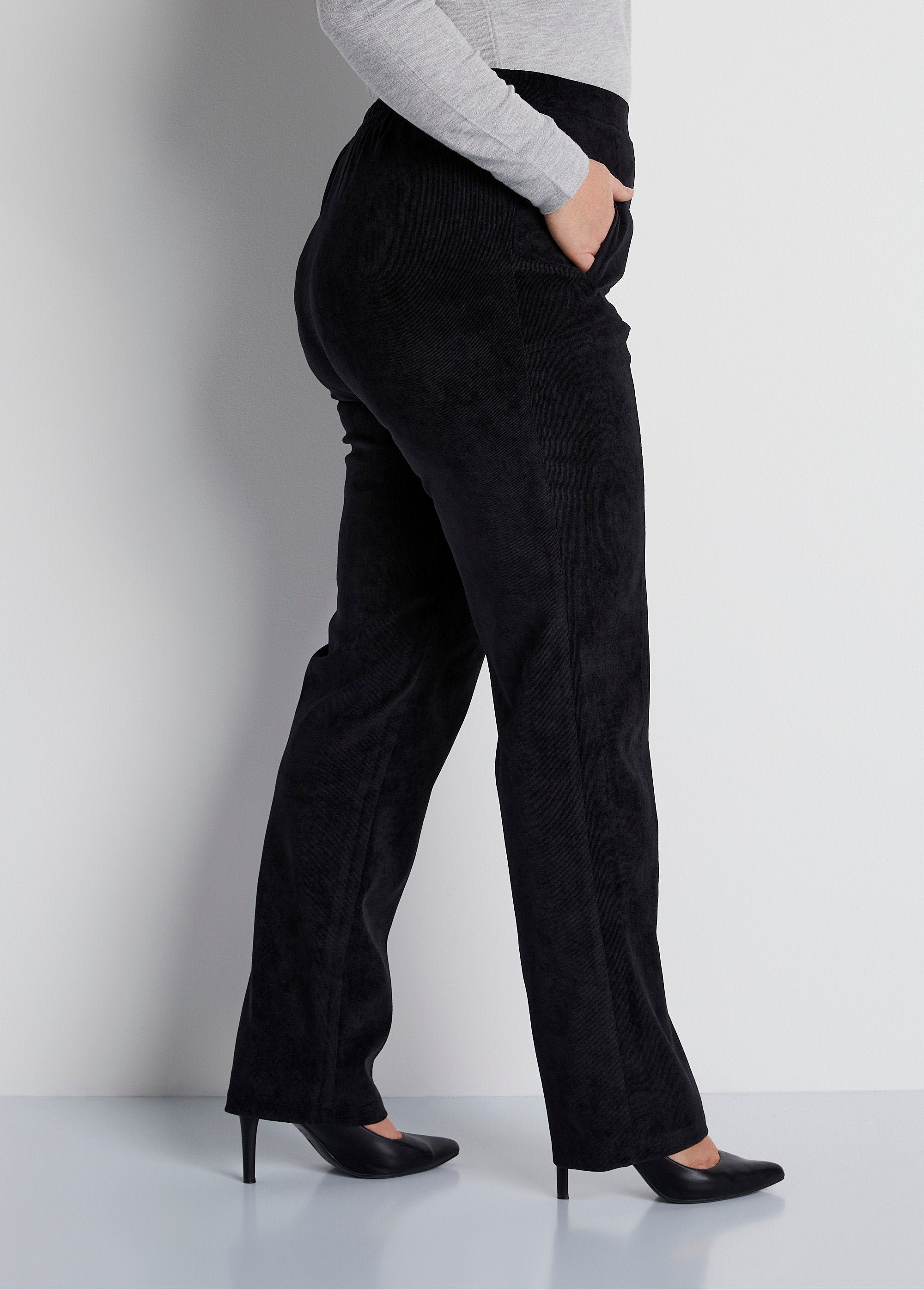 Pantaloni_a_gamba_dritta_con_elastico_in_vita_in_velluto_millerighe_NERO_DR1_curvy