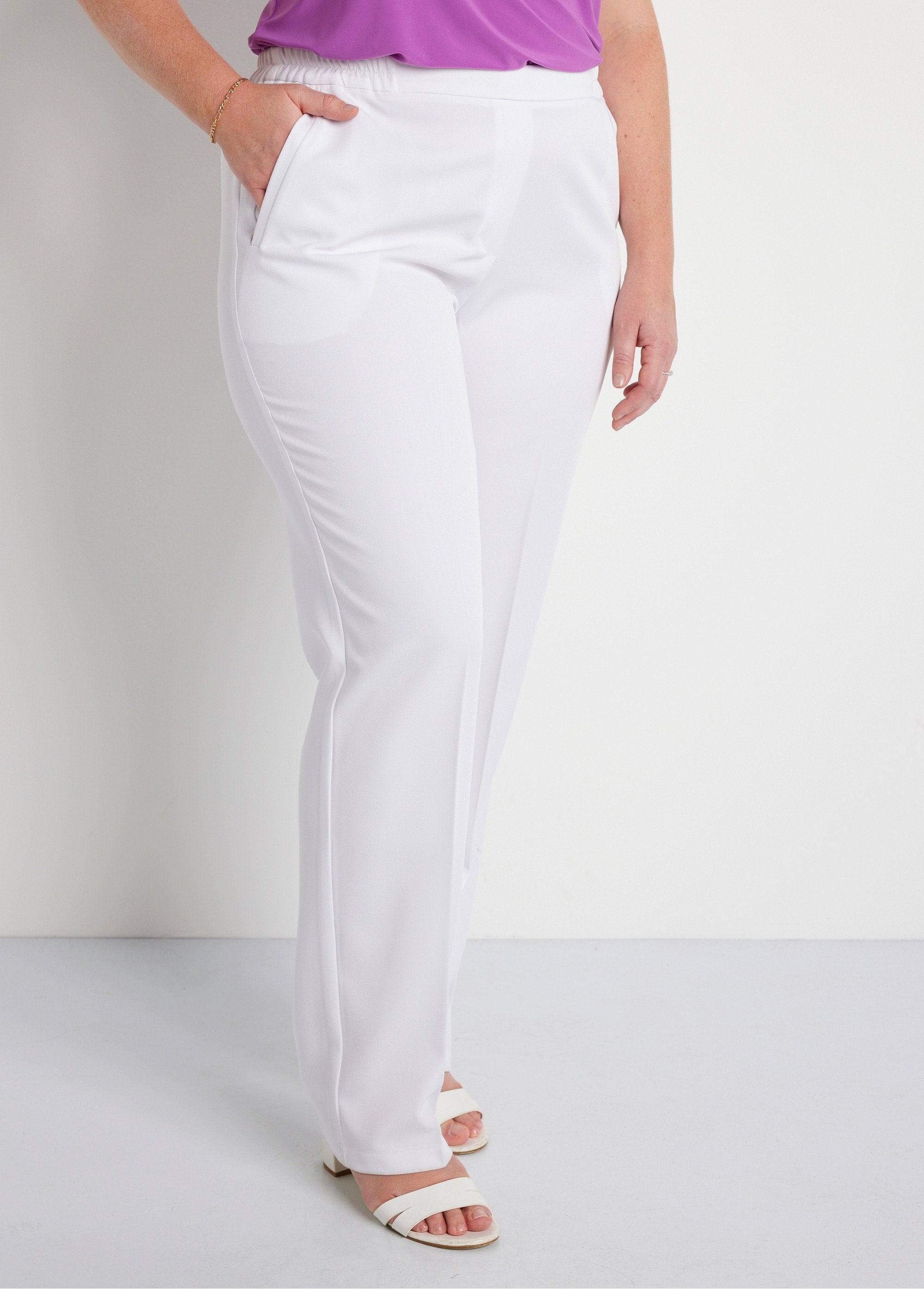 Pantaloni_a_gamba_dritta_con_vita_semi-elastica_BIANCO_FA1_curvy