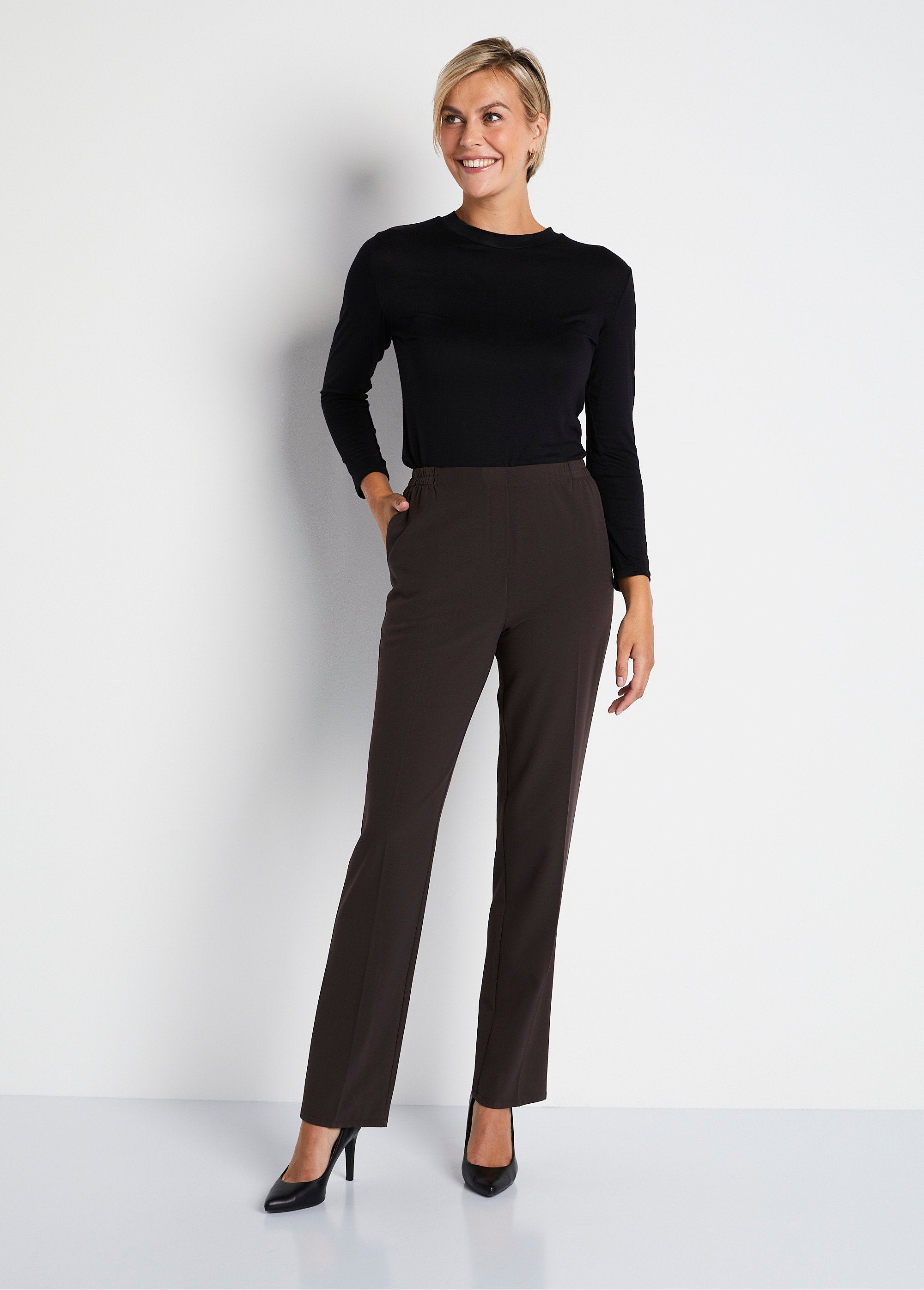 Pantaloni_a_gamba_dritta_con_vita_semi-elastica_MARRONE_SF1_slim