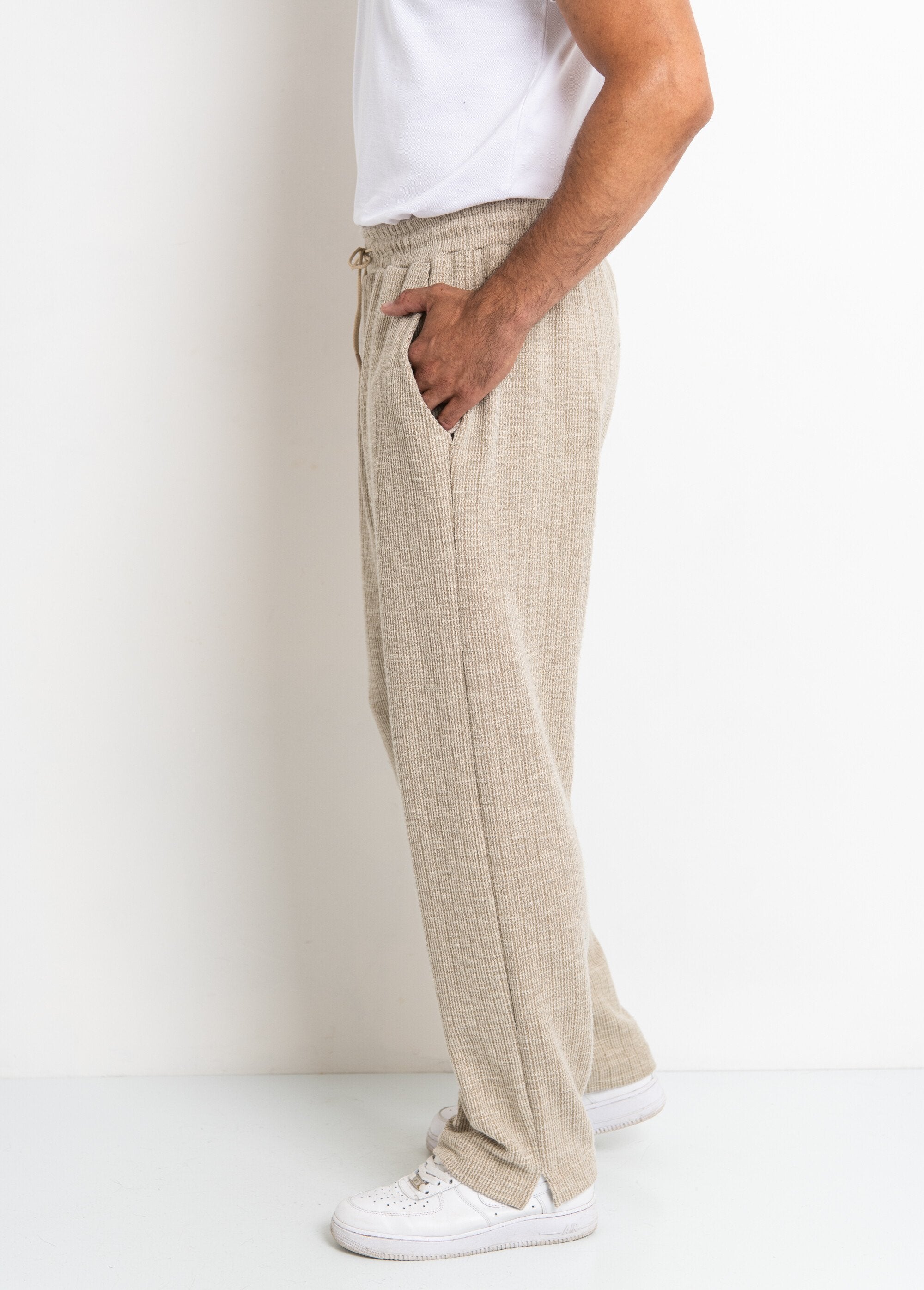 Pantaloni_in_maglia_con_laccetto_in_vita_Beige_GA1_slim