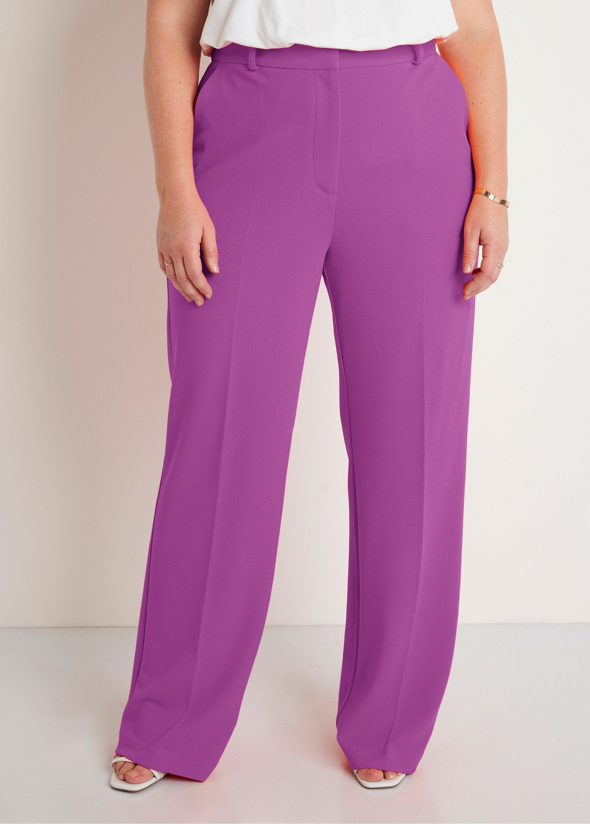 Pantaloni_fluidi_a_gamba_larga_VIOLA_FA1_curvy