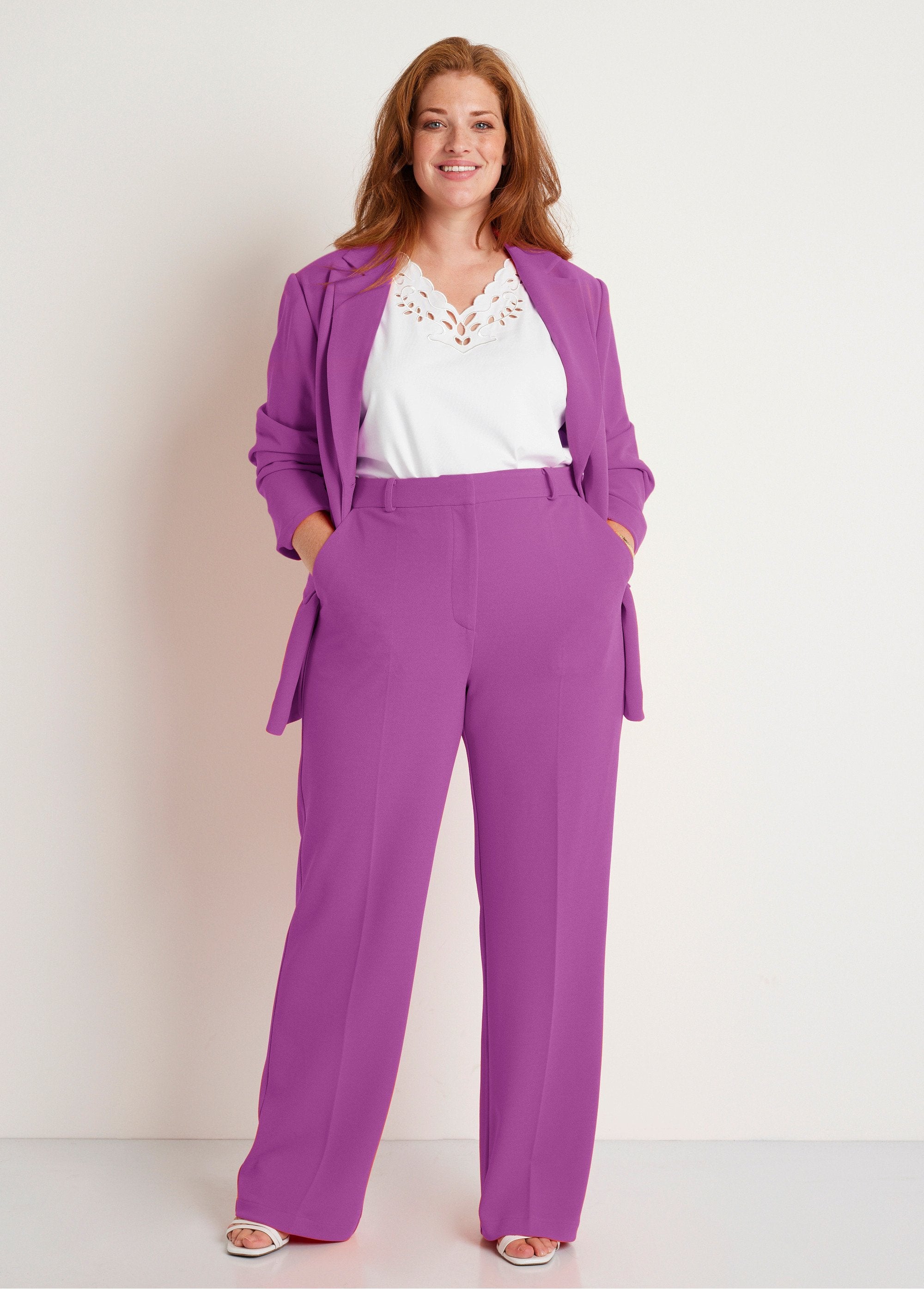 Pantaloni_fluidi_a_gamba_larga_VIOLA_SF1_curvy