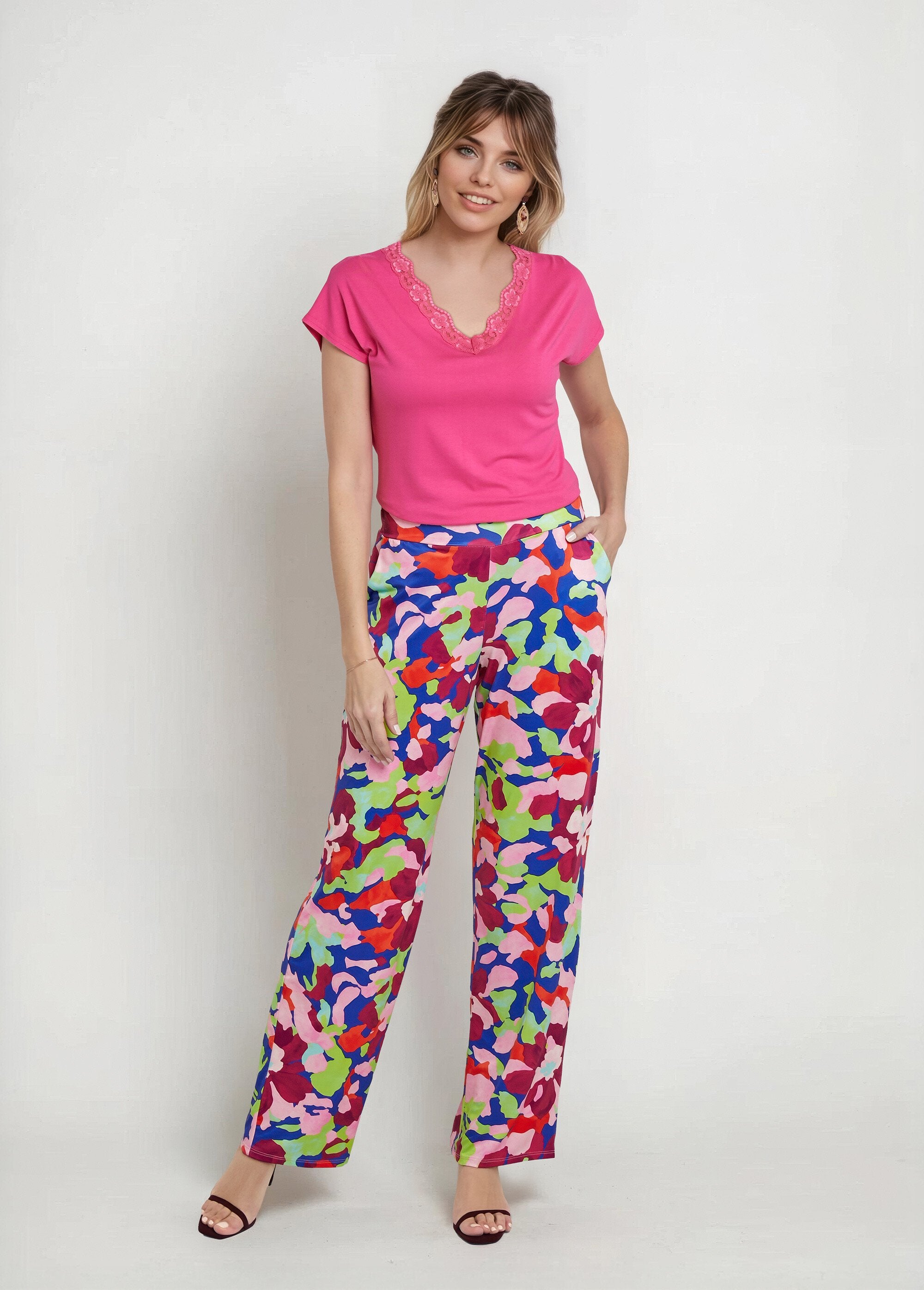 Pantalon_fluide_stretch,_motif_fleuri_pop_Rose_imprime_SF1_slim