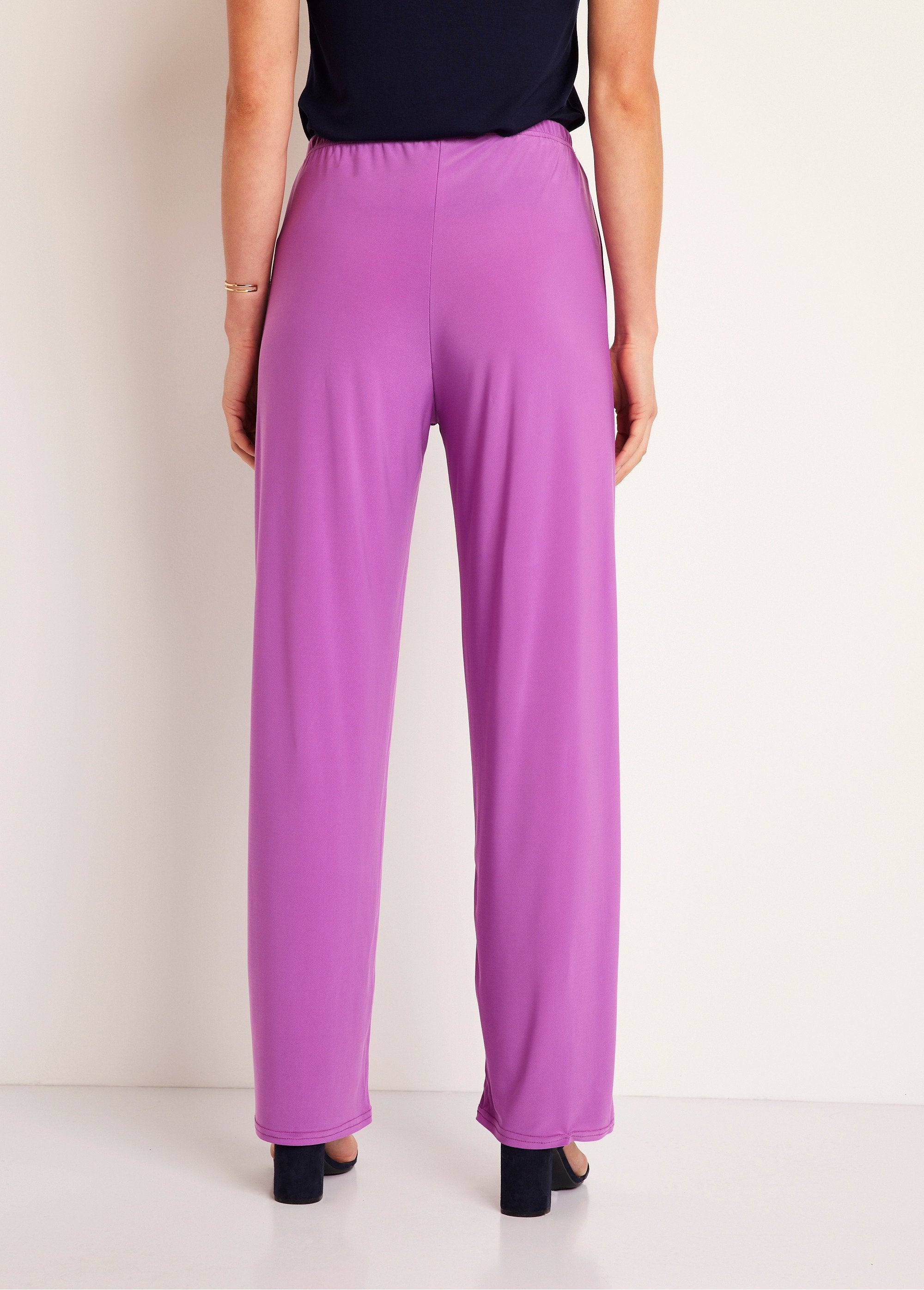 Pantaloni_fluidi_con_vita_elasticizzata_in_maglia_Viola_semplice_DO1_slim