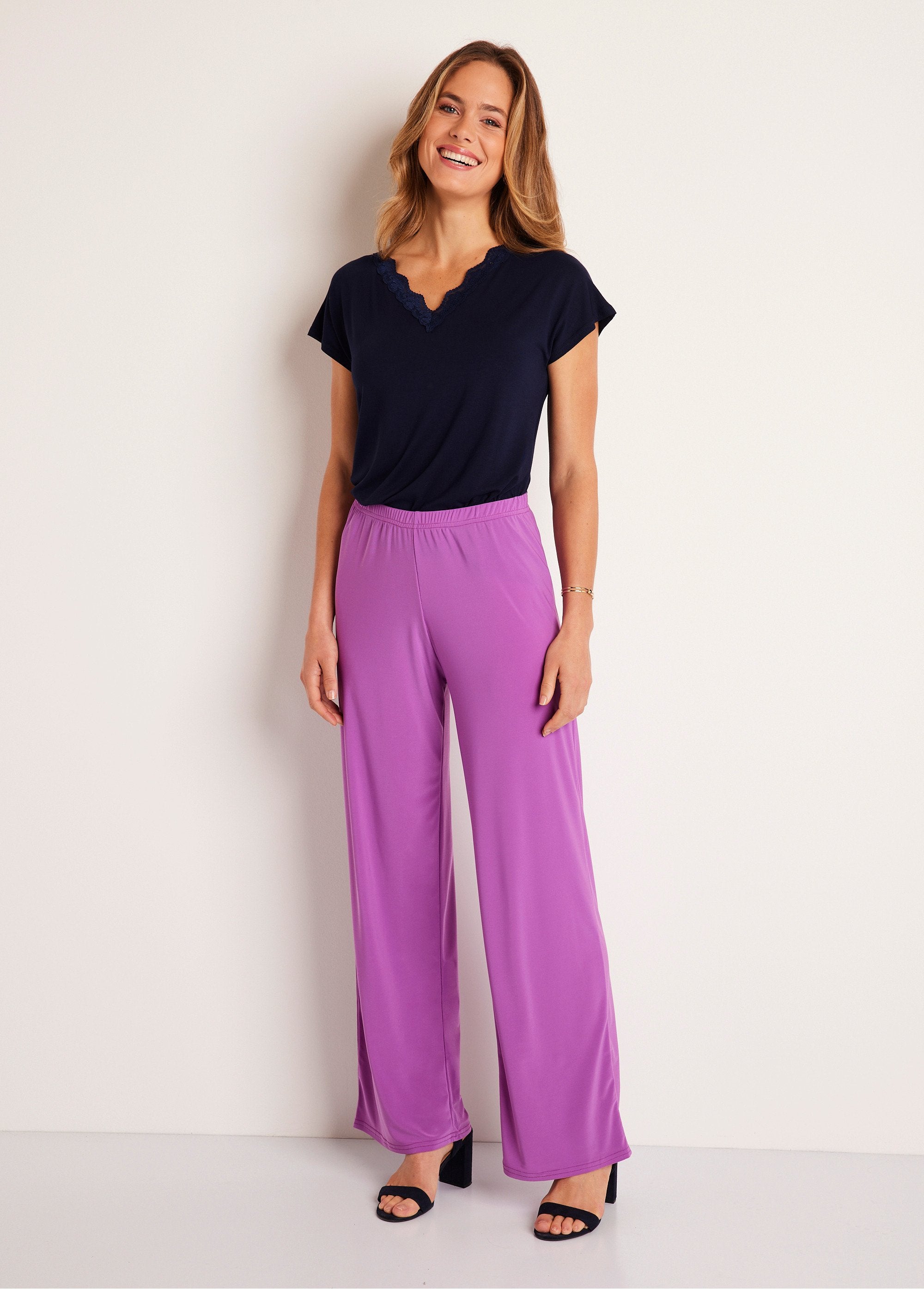 Pantaloni_fluidi_con_vita_elasticizzata_in_maglia_Viola_semplice_SF1_slim