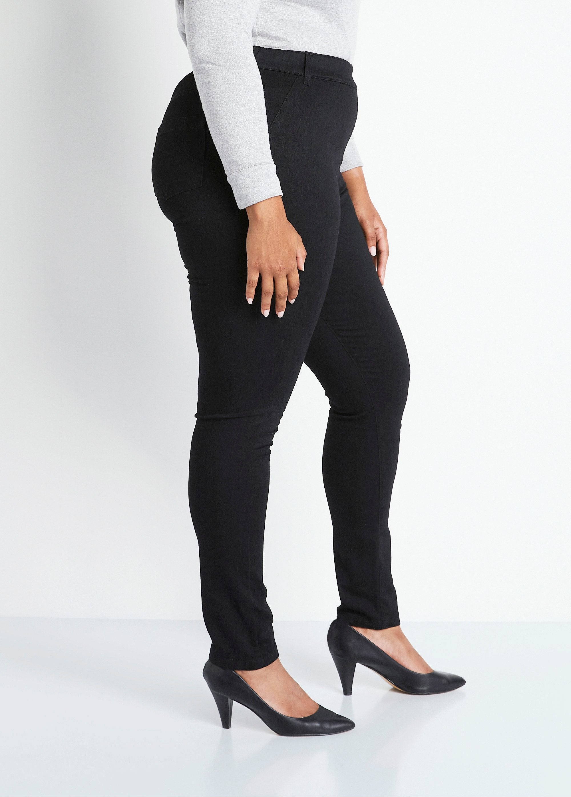 Pantaloni_jegging_in_denim_elasticizzato_a_pancia_piatta_NERO_DR1_curvy