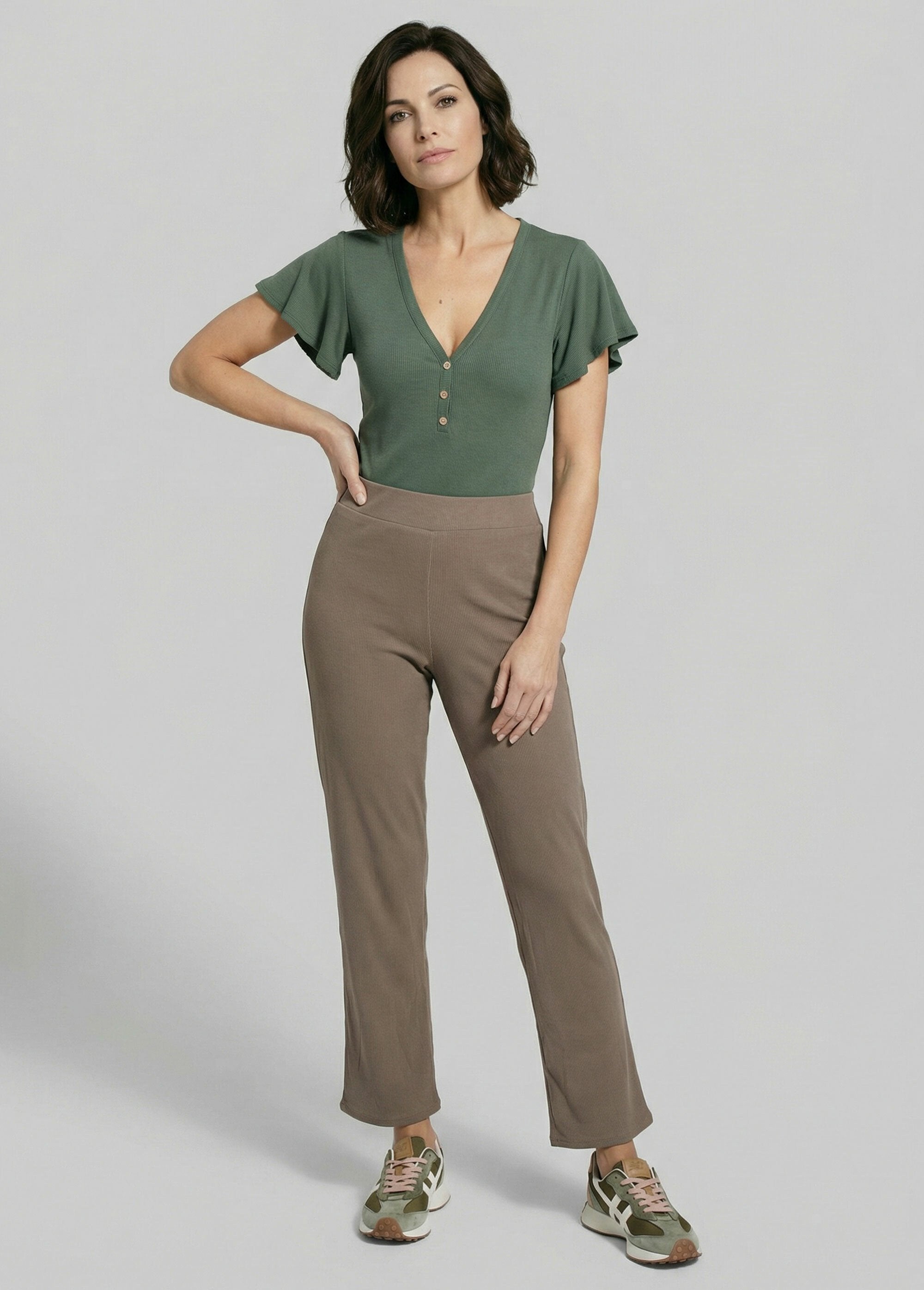 Pantaloni_in_jersey_a_gamba_larga,_Essentiel_Taupe_SF1_slim